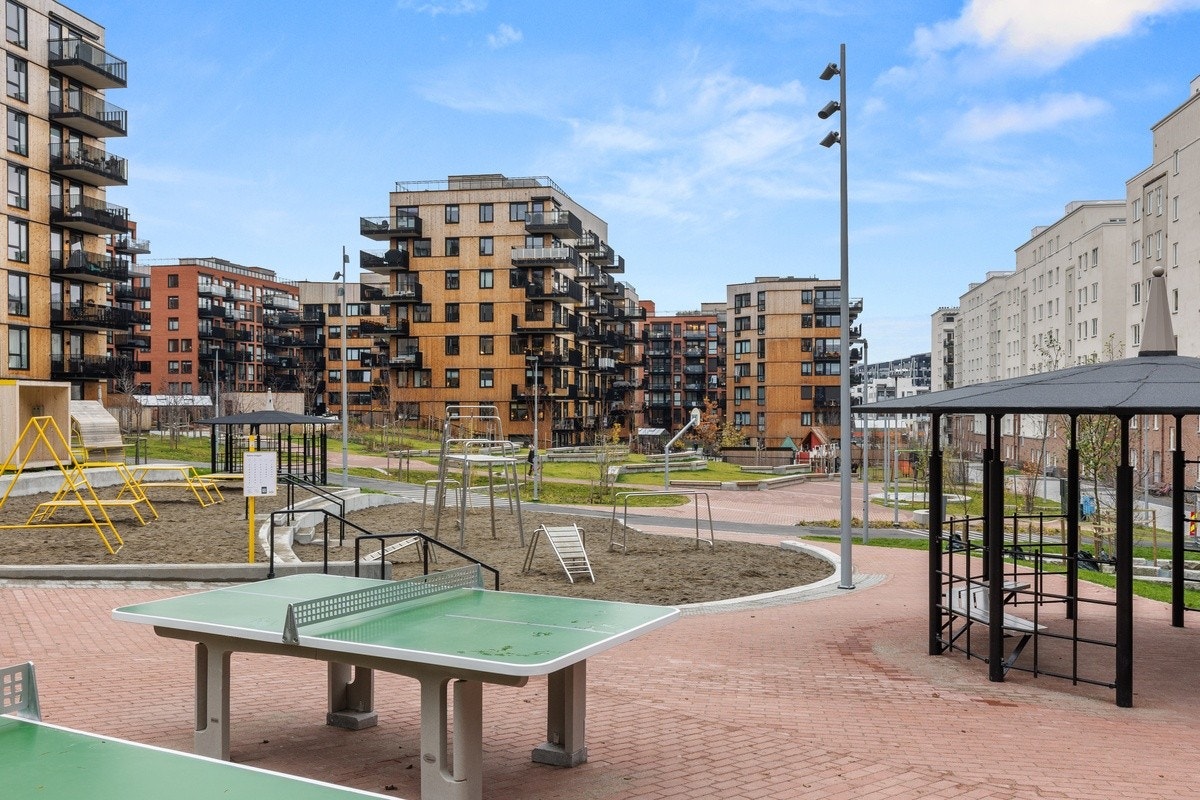 Med tufteparker, bordtennis og hyggelige soner for sosialt samvær. Galleribilde