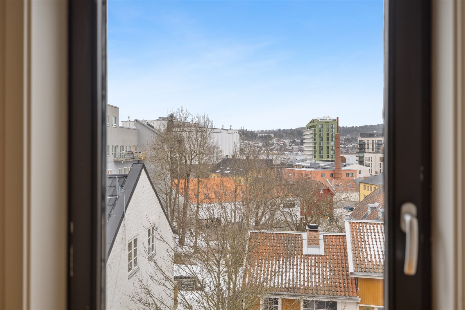 Utsikt fra soveromsvindu. Galleribilde