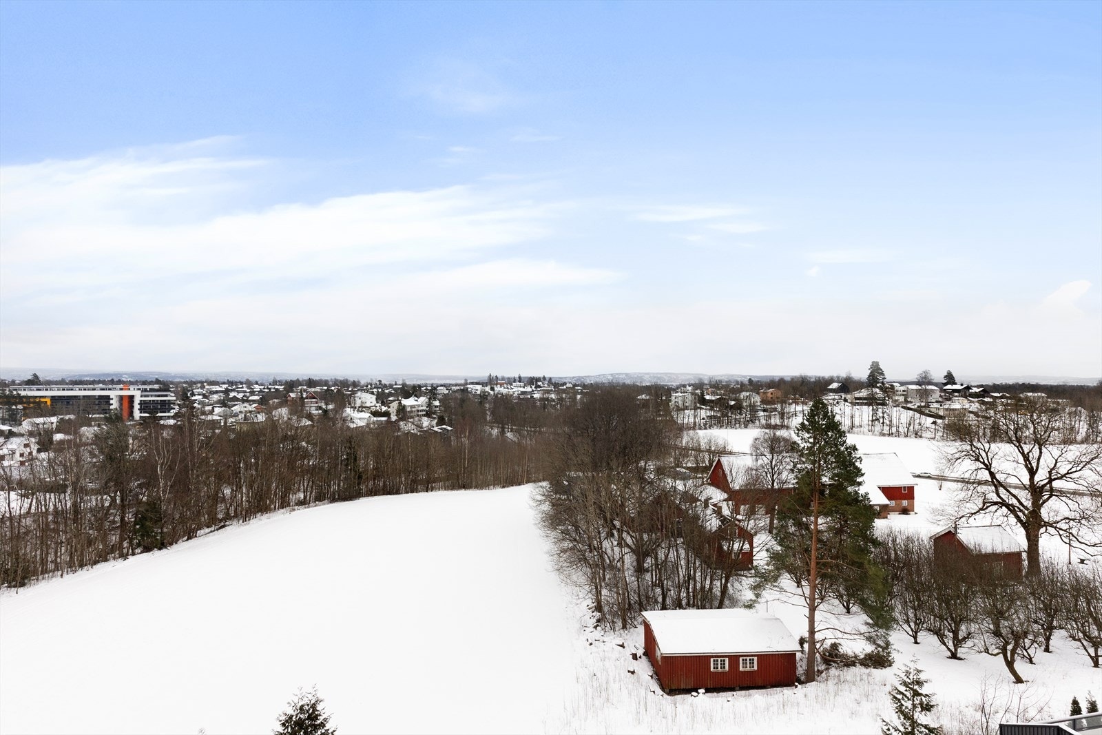 Flott utsikt - faktisk helt ut i fjorden Galleribilde