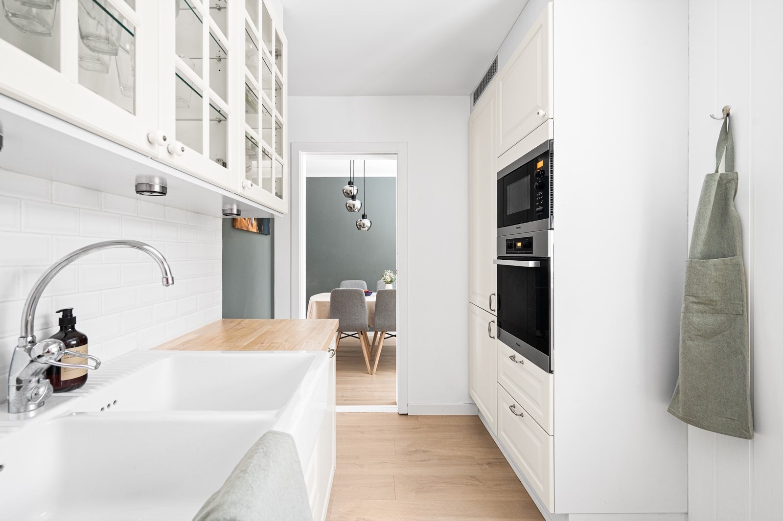 For øvrig finnes det kullfilterventilator og det er montert lekkasjesikring. Galleribilde