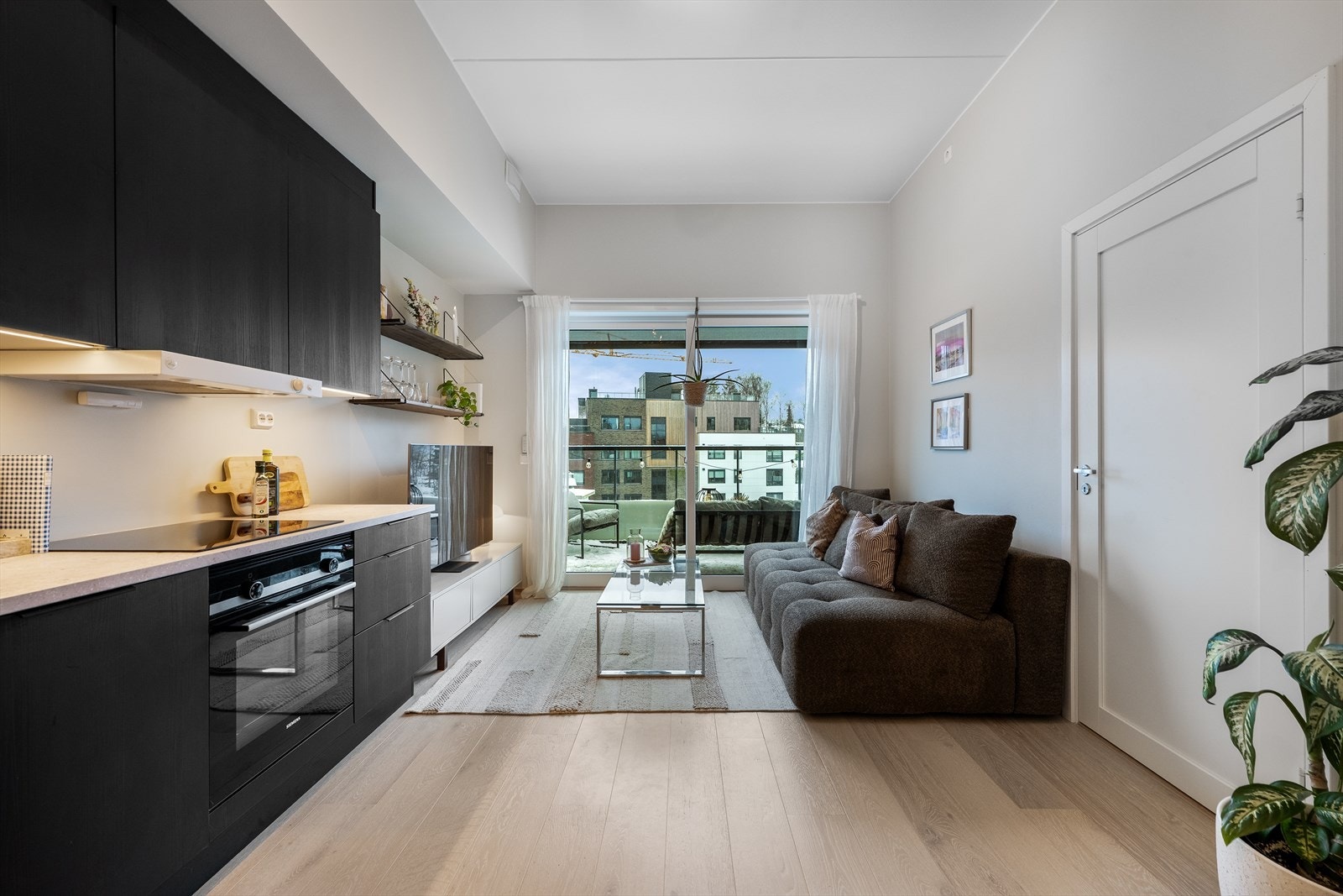 DNB Eiendom ved Malin Bruer har gleden av og presentere en moderne 2-roms andelsleilighet fra 2025 i et spennende, sentralt og urbant område under utvikling. Galleribilde