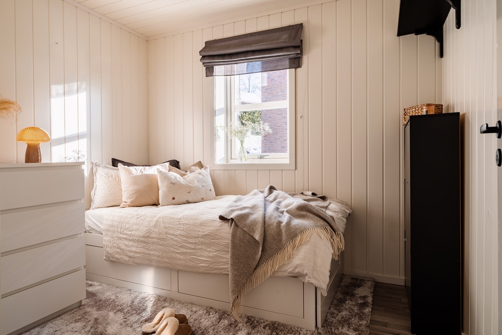 Leilighetens andre soverom har også en god størrelse. Galleribilde