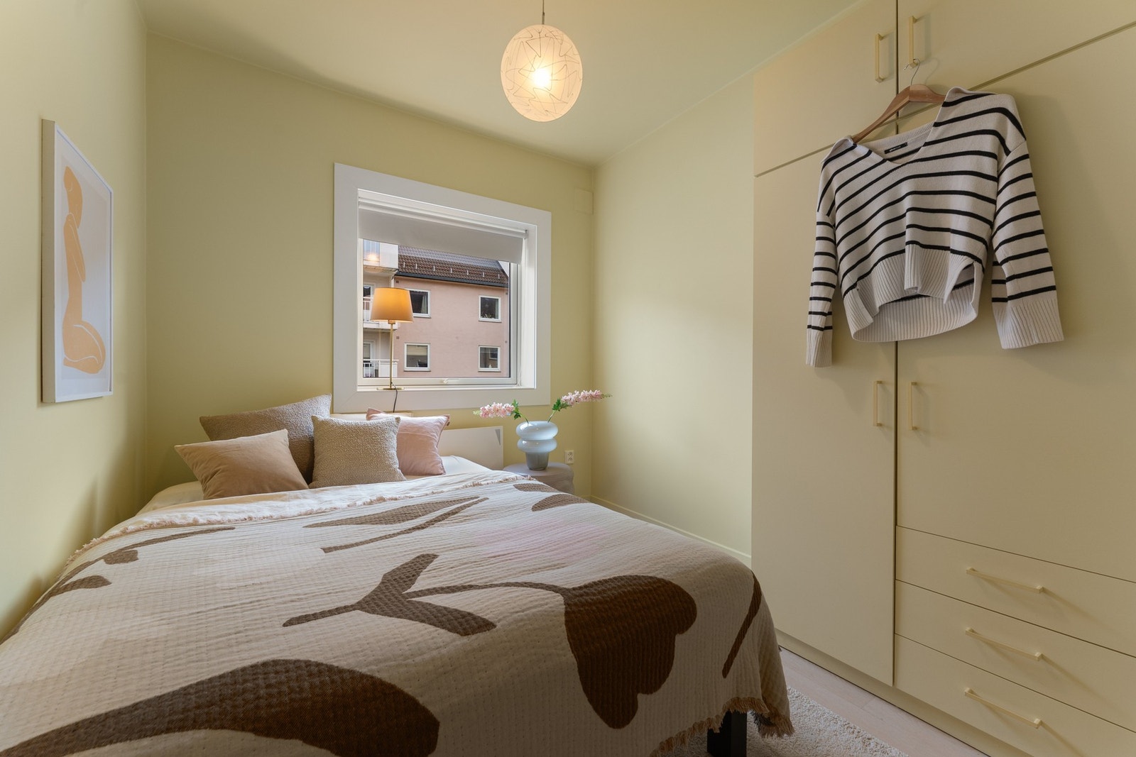 - Soverom 2 måler 9,7 kvm - Galleribilde