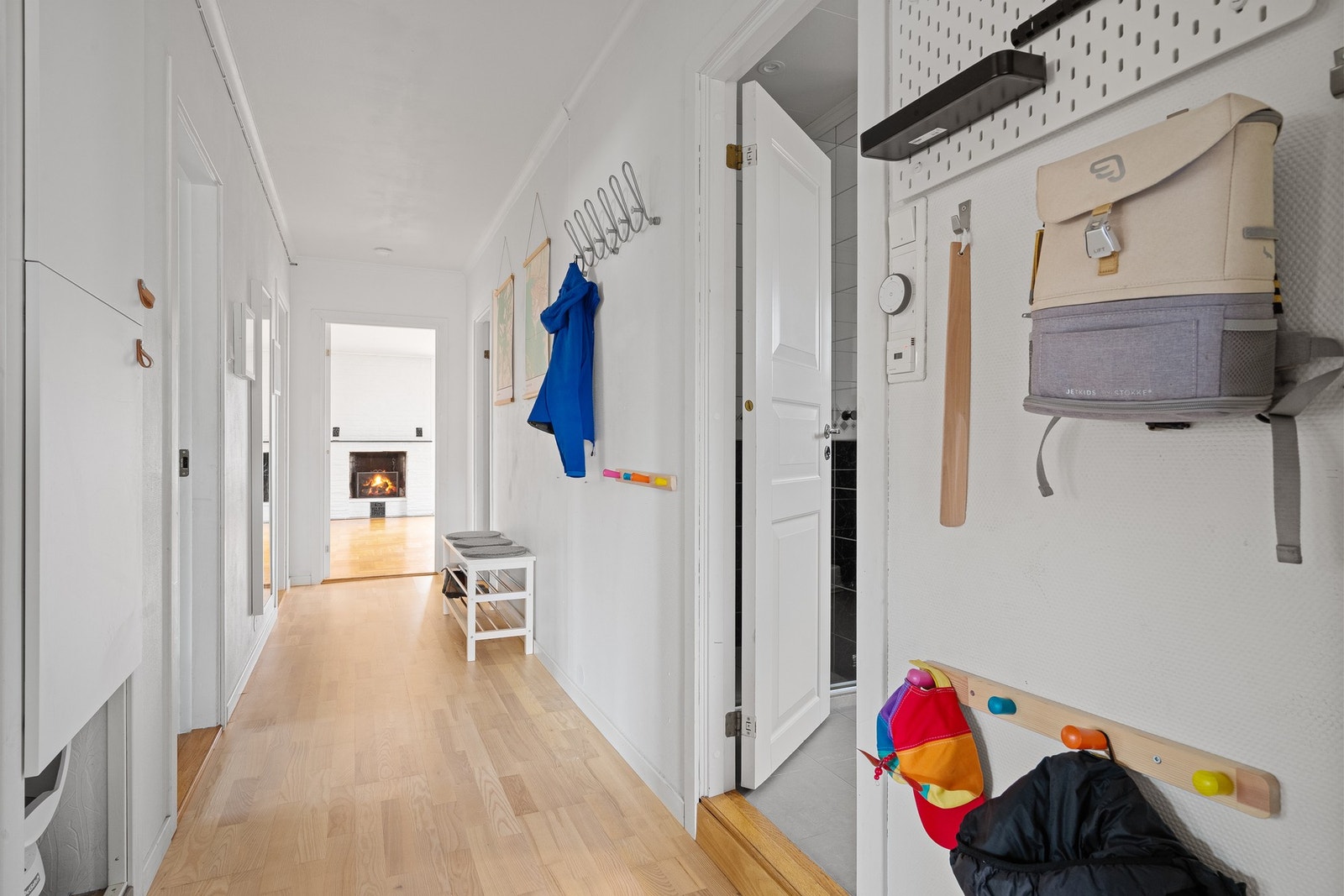 Lys og innbydende entré. Galleribilde