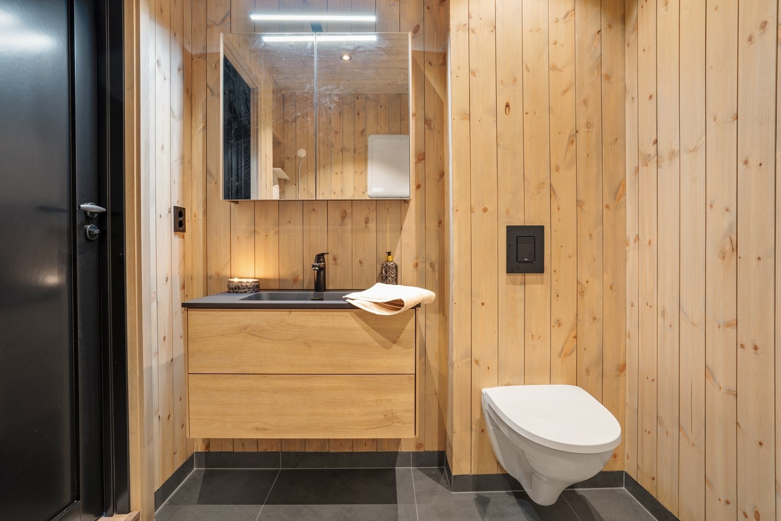 Wc/vaskerom Galleribilde