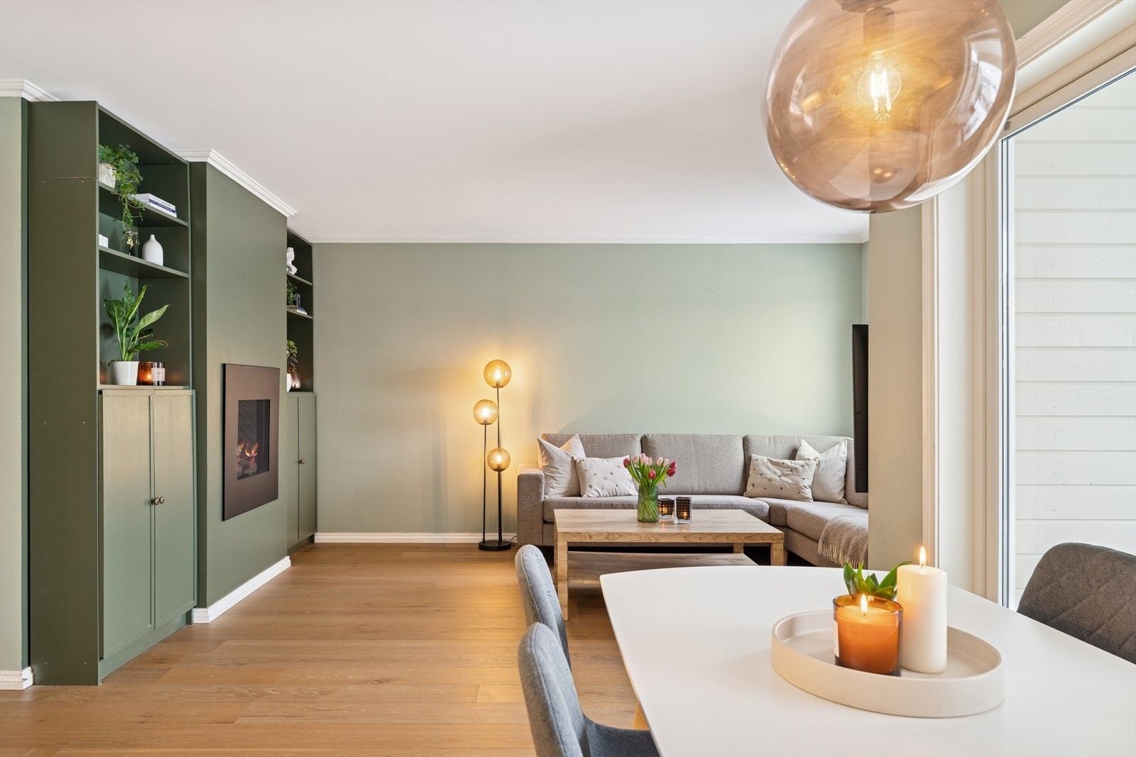 Den åpne løsningen bidrar til et sosialt innemiljø. Galleribilde