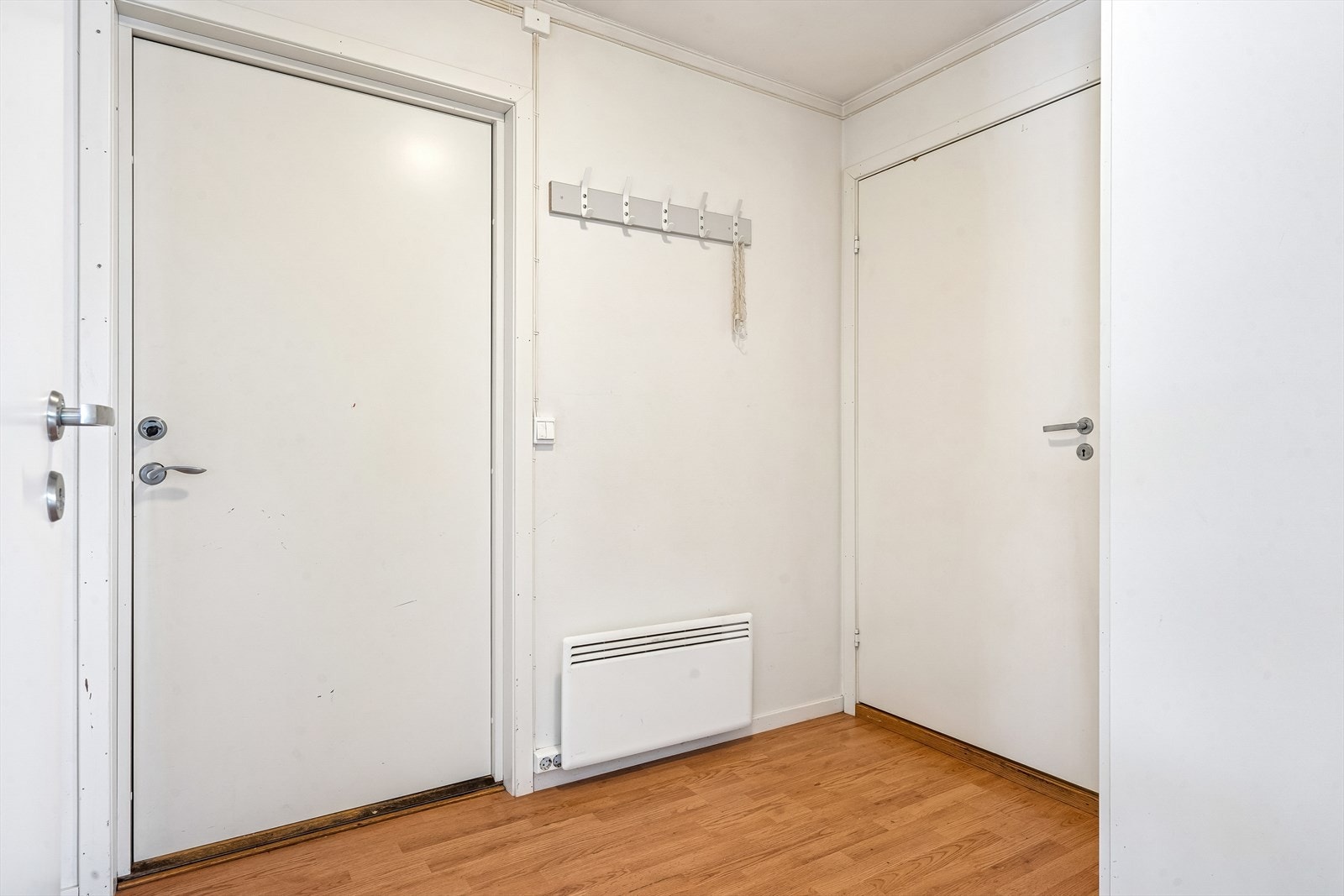 Vi beveger oss over til den andre boenheten, som har en tilsvarende god planløsning. Galleribilde