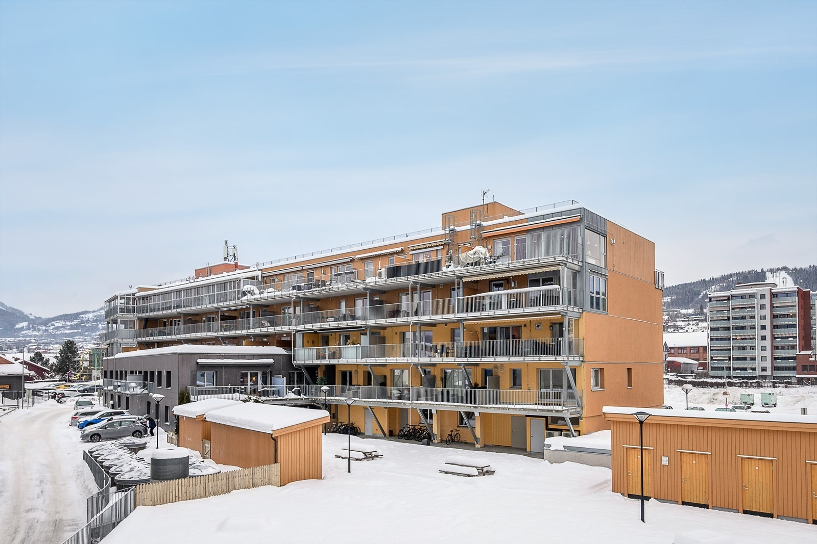 Sameiet Madshus Panorama har en felles terrasse i 3. etasje Galleribilde