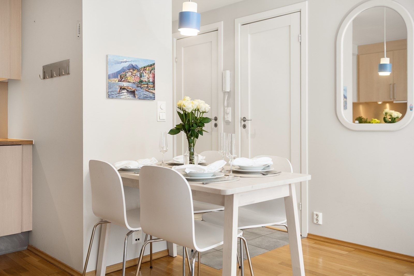 Inviter familie og venner til hyggelige stunder. Galleribilde