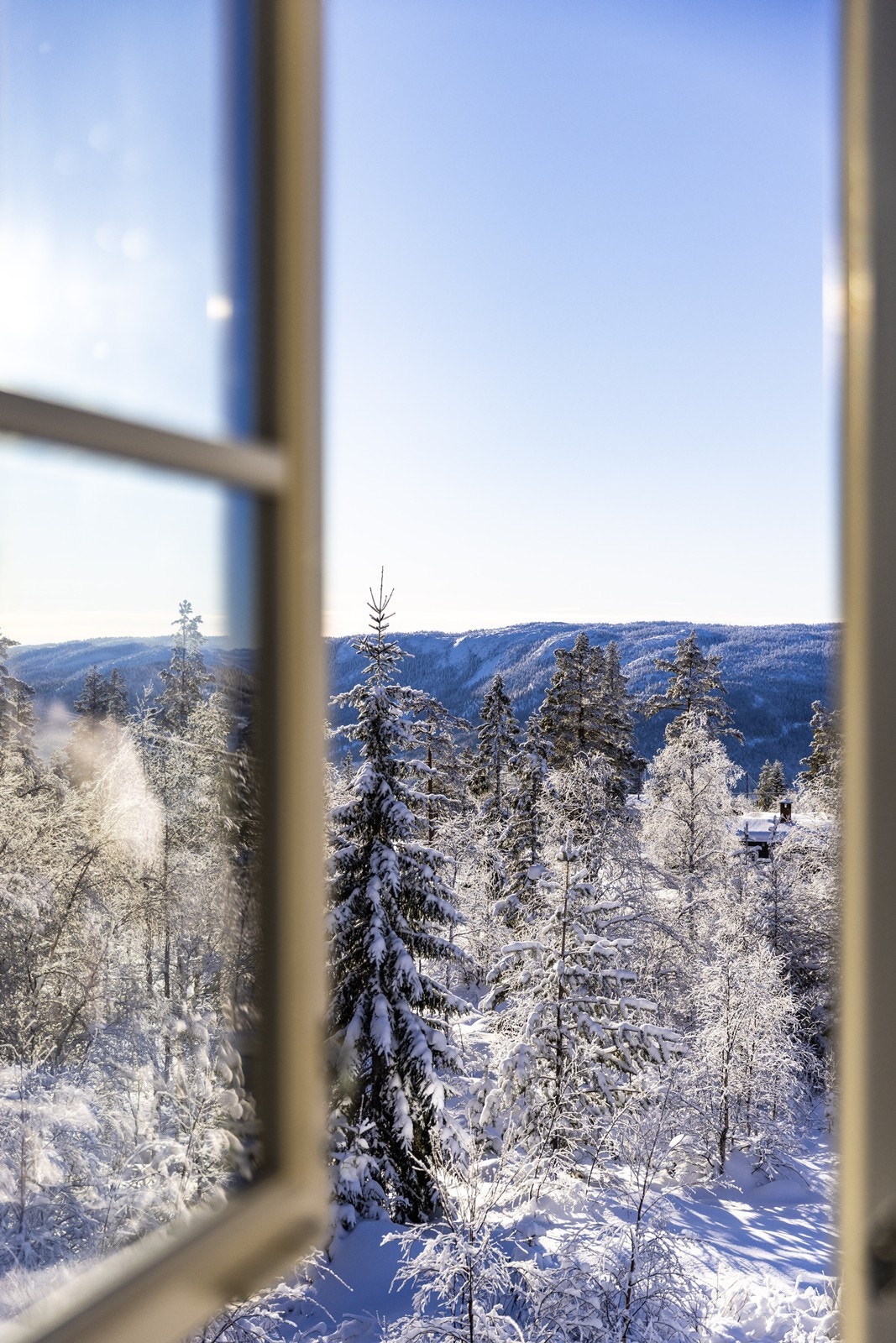 Hyggelig utsyn fra loftsstuen Galleribilde