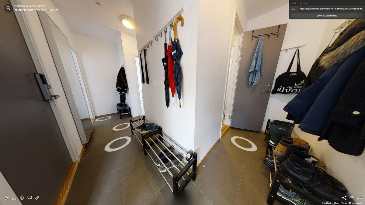 Gangparti med mye oppbevaring til sko/klær Galleribilde