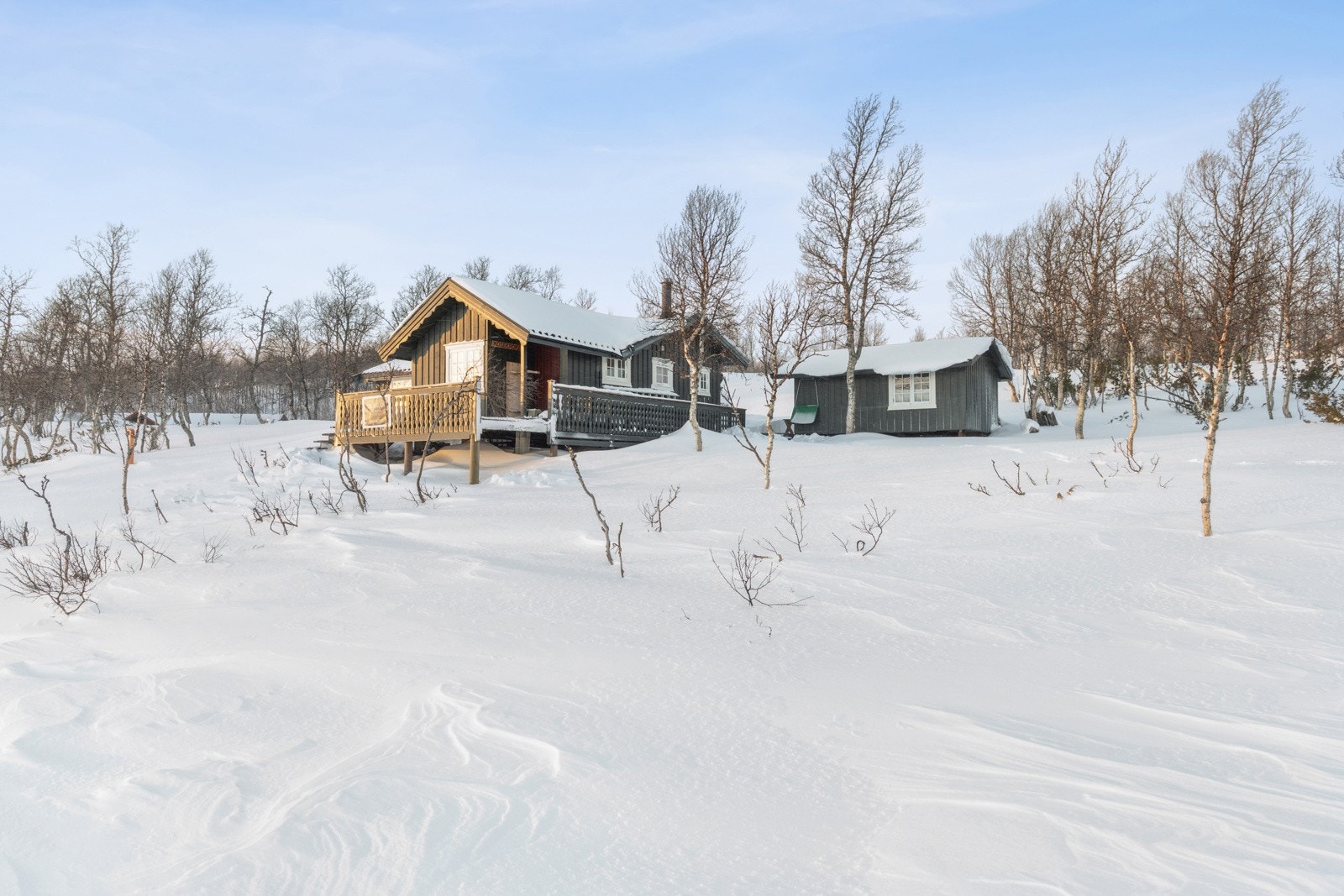 Proaktiv Eiendomsmegling ved Aurora Marie Fredriksen har gleden av å ønske velkommen til Nedre Handtjønnvegen 22! Galleribilde