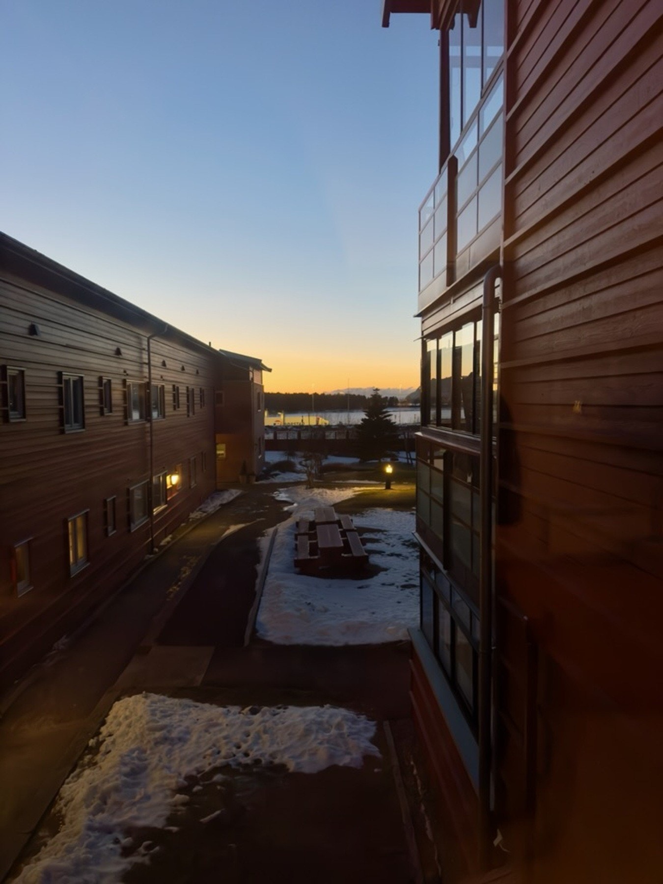 Bilde tatt fra stuevindu. Galleribilde