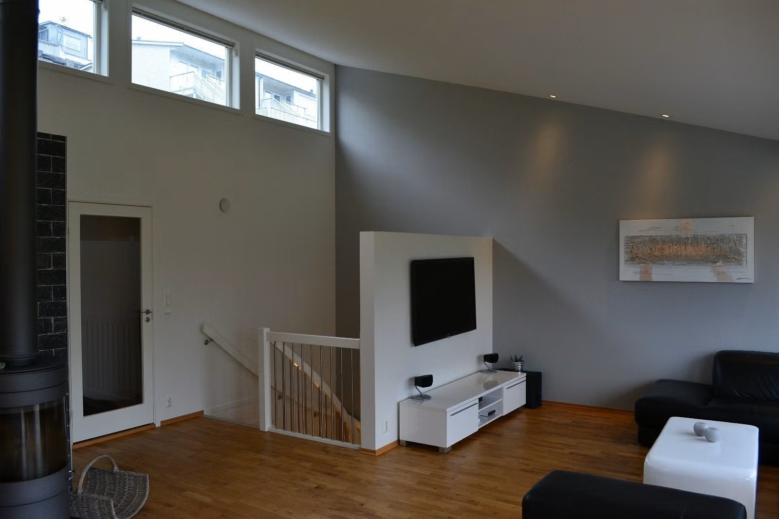 Vedovn til oppvarming i stuen. Galleribilde