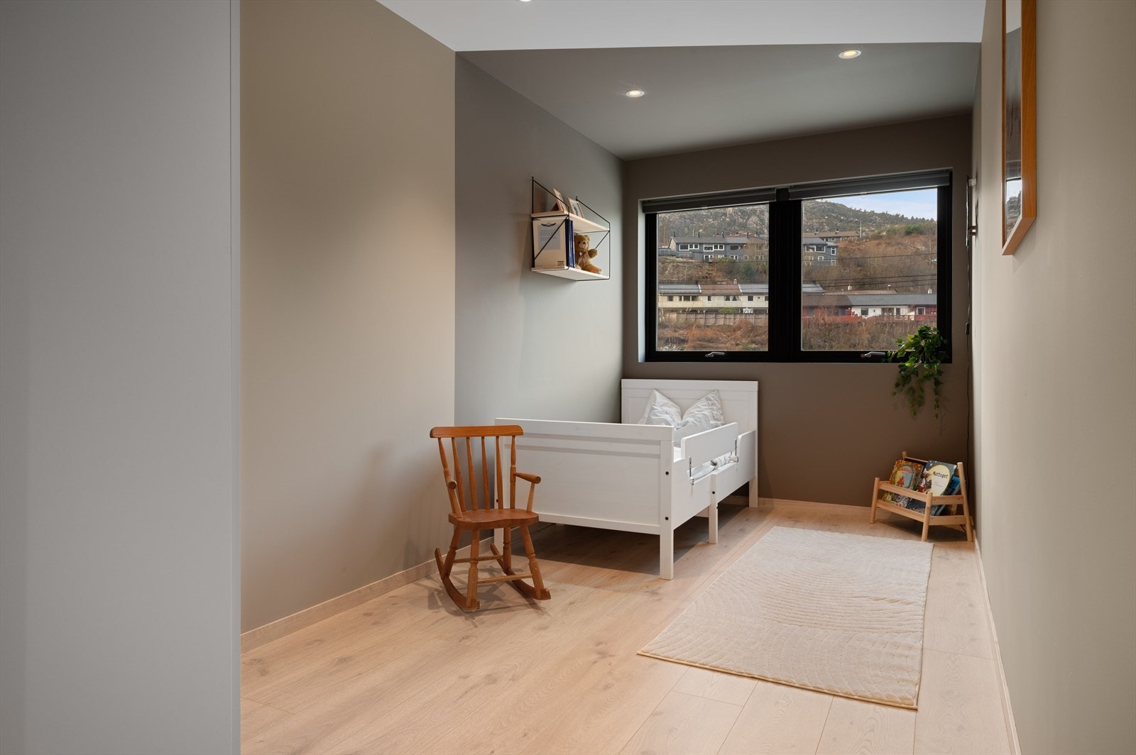 - Soverom 2 måler 9,5 m² - Galleribilde