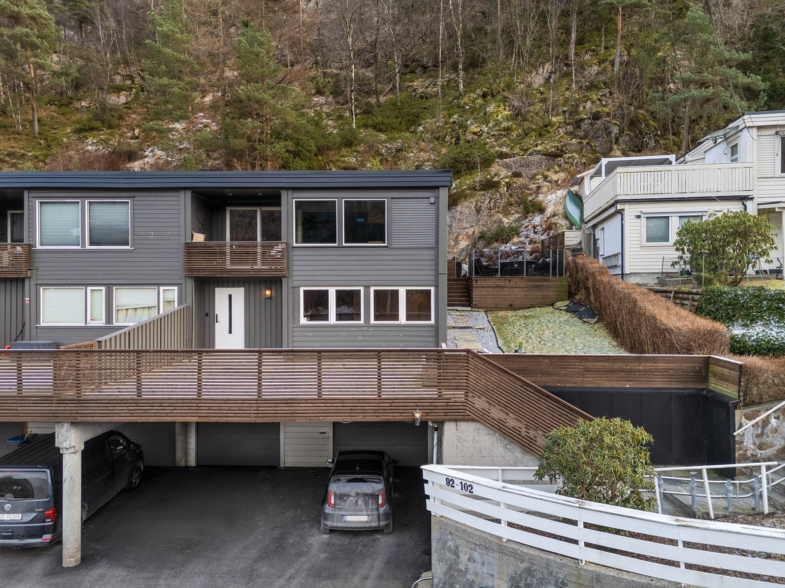 - Området byr på naturskjønne omgivelser med Gravdalsfjellet som nærmeste nabo - Galleribilde