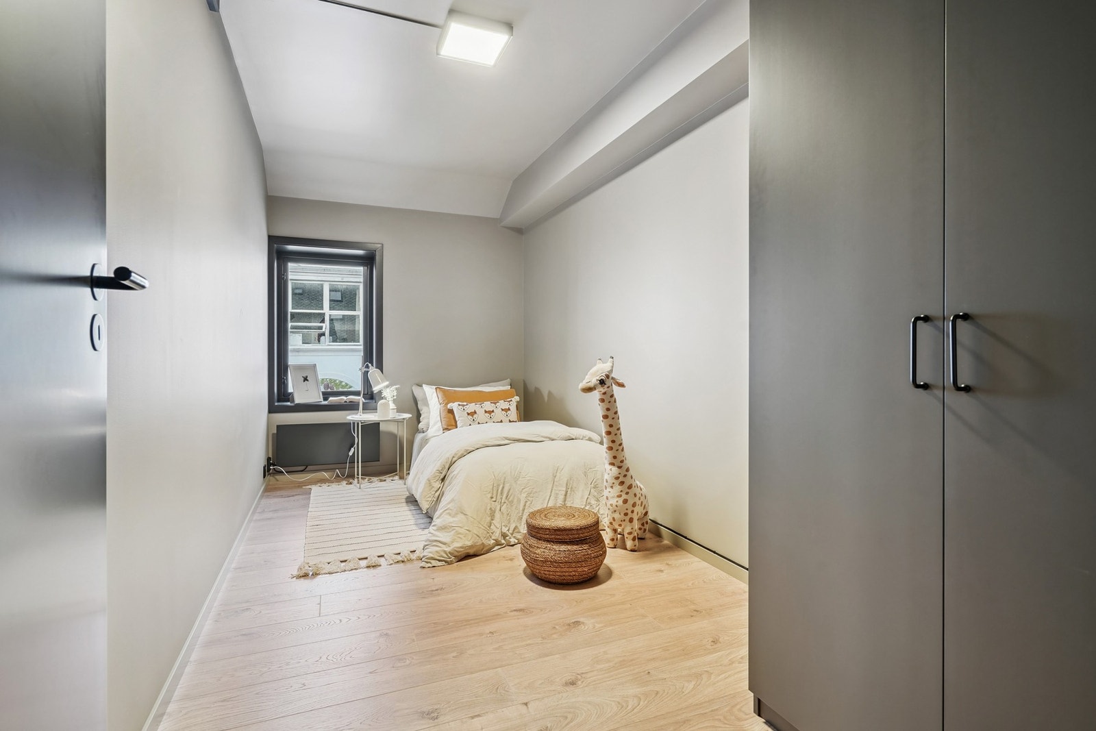 Det andre soverommet er også romslig av seg - Galleribilde