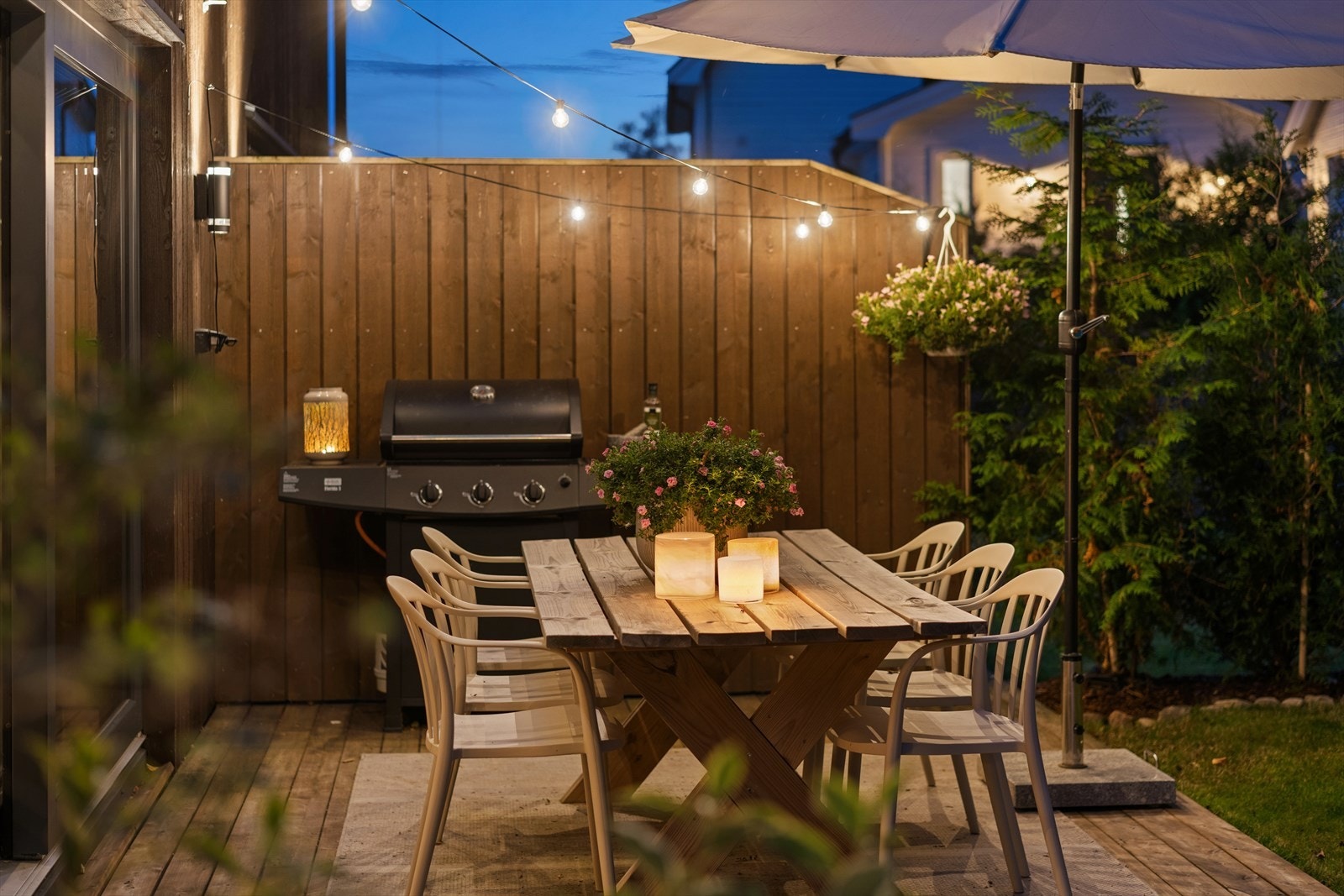 Stemningsbilde fra terrassen i 1. etasje Galleribilde