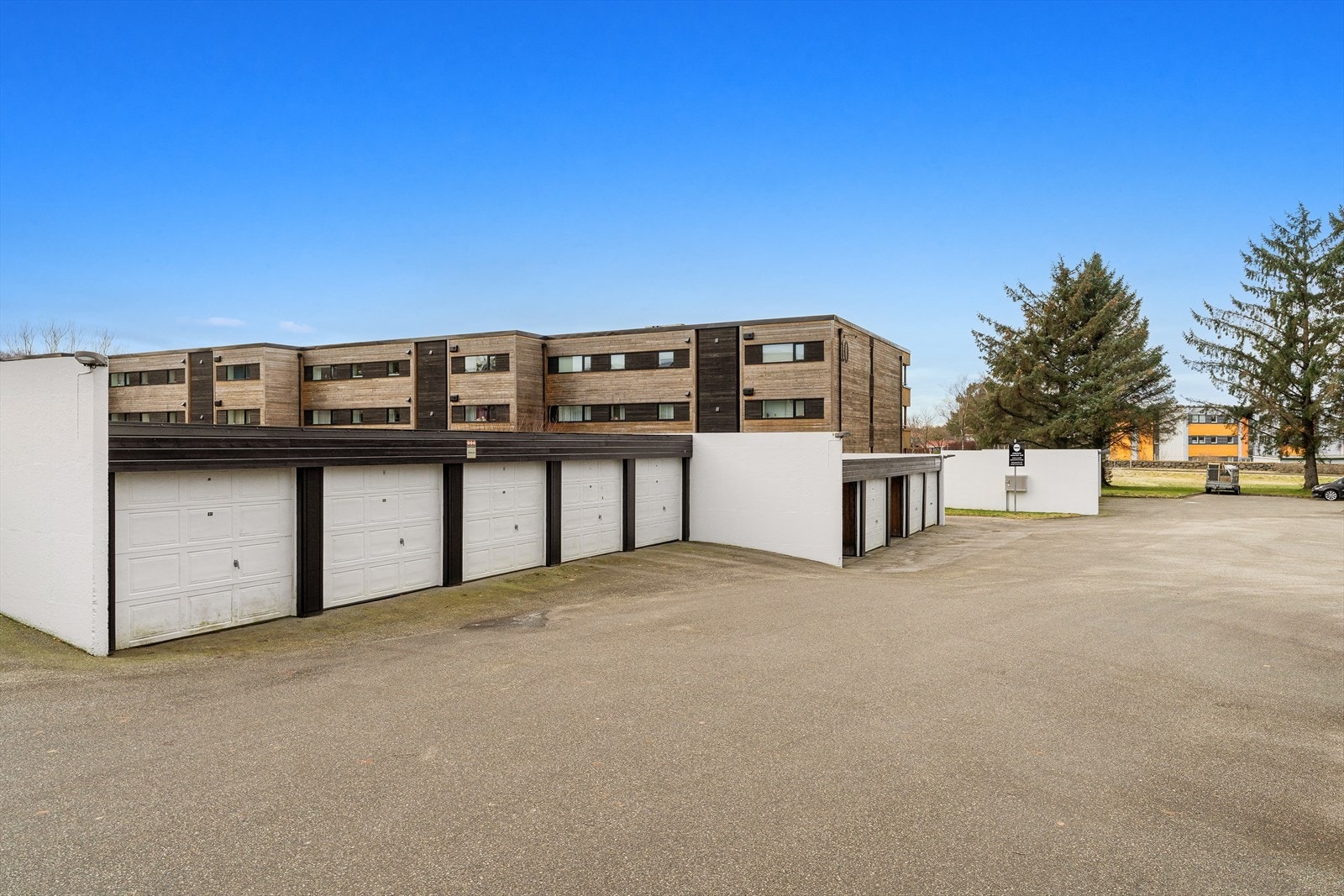 Garasjeplass Galleribilde