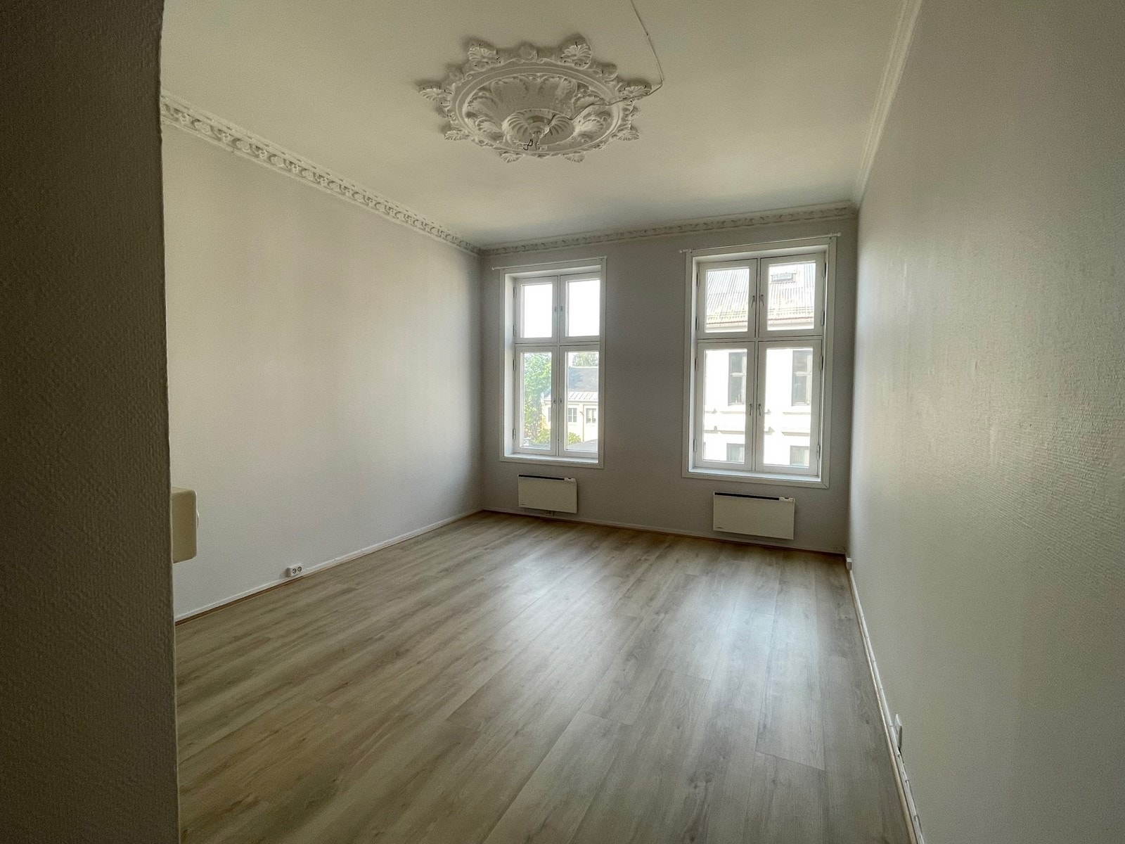 Velkommen til Vogts gate 19A. En klassisk og lys 2-roms leilighet med sentral beliggenhet. Galleribilde