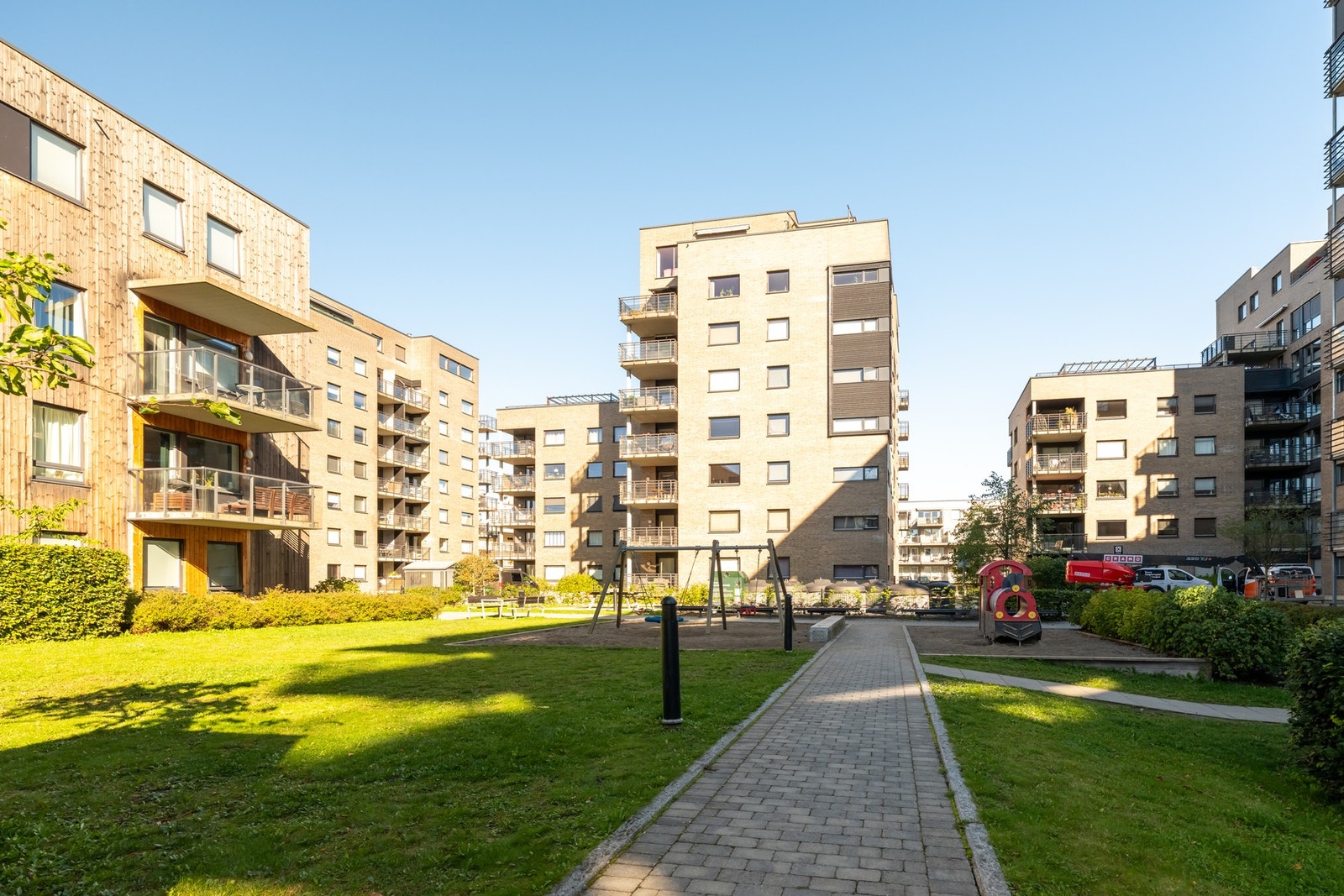 Svært barnevennlig boområde med lekeplass mm. Galleribilde
