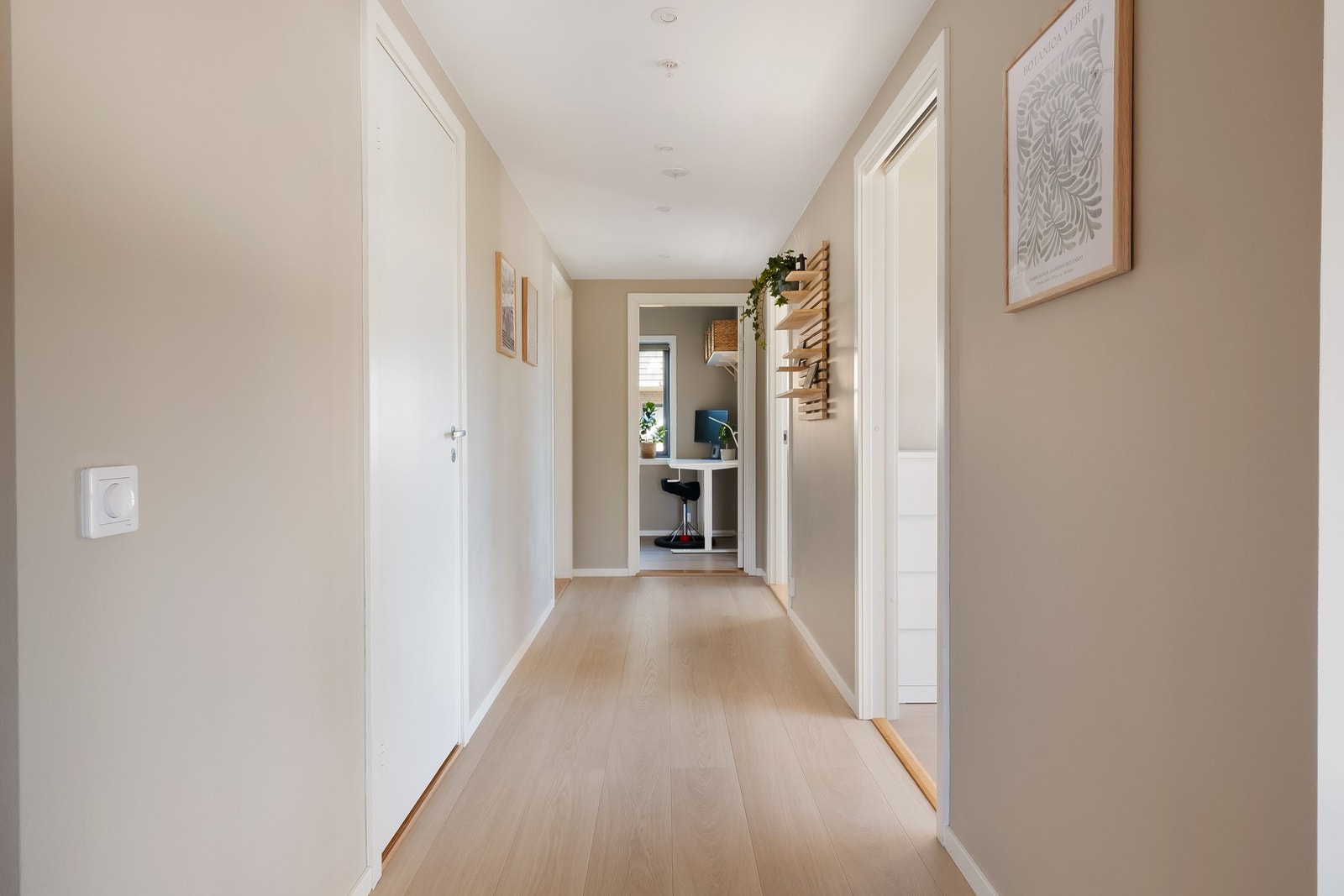 Ved soverommene er også bad og toalett rom plassert. Galleribilde