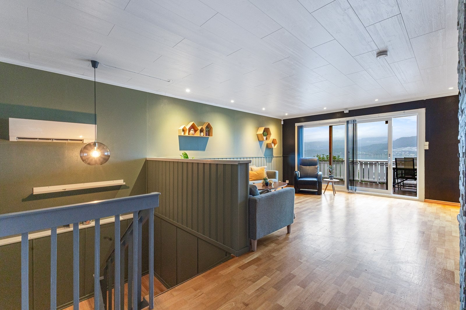 La oss ta turen ned til sokkeletasjen. Galleribilde