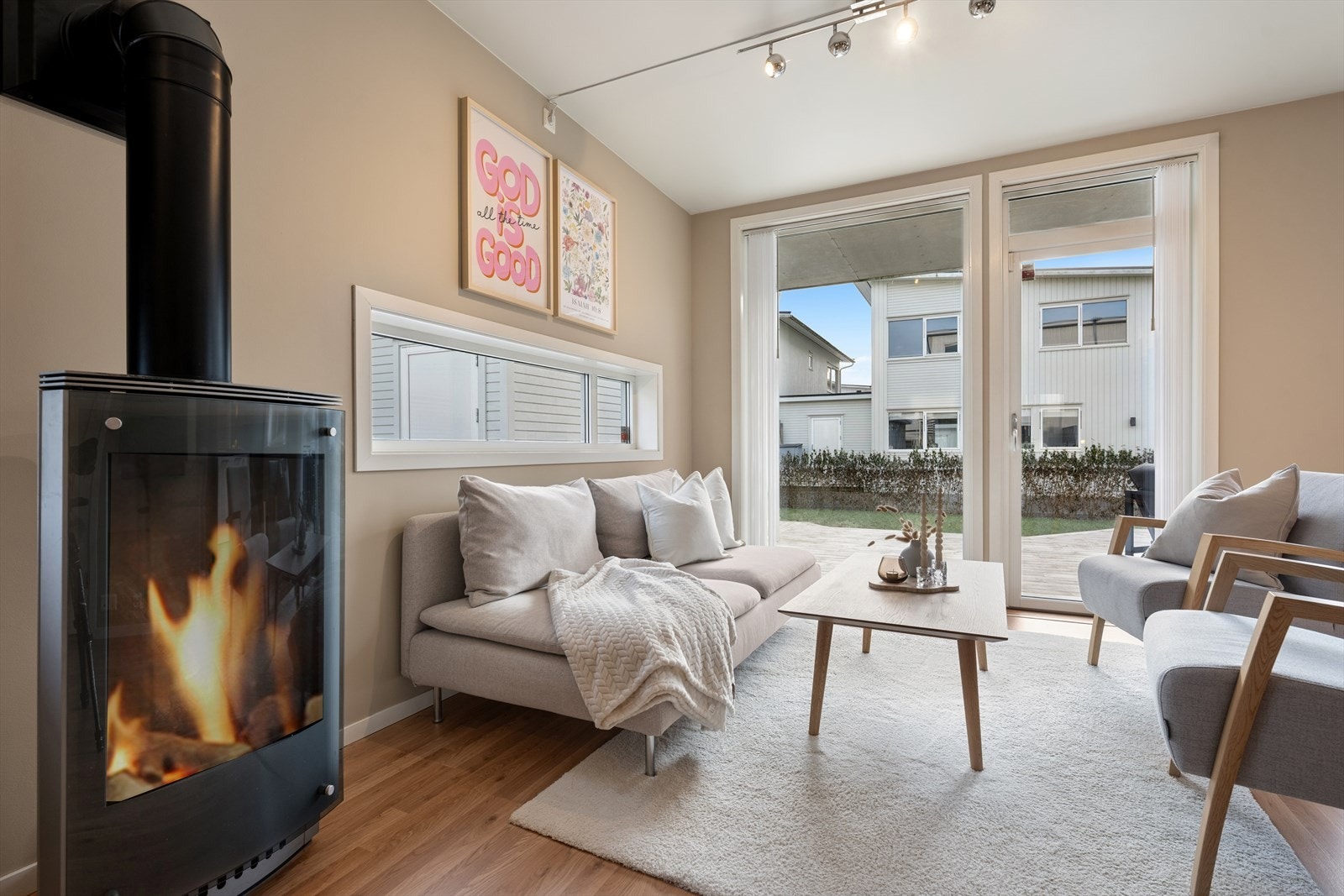 Leiligheten ligger i 1. etasje med et innvendig bruksareal på 62 m². Galleribilde