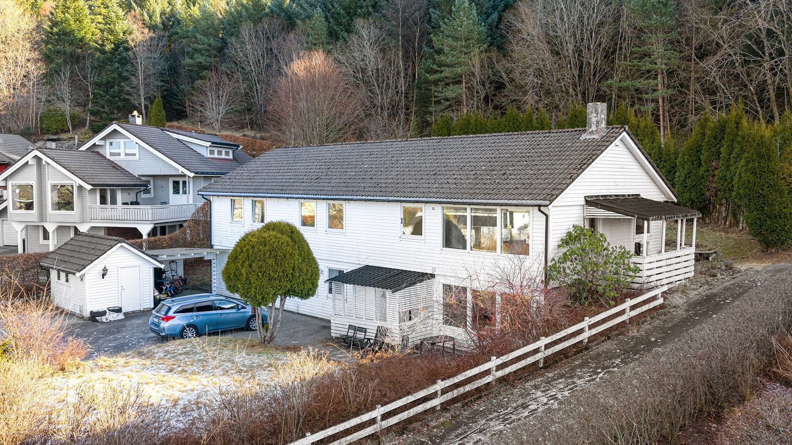 Rolig beliggenhet med friareal som nærmeste nabo Galleribilde