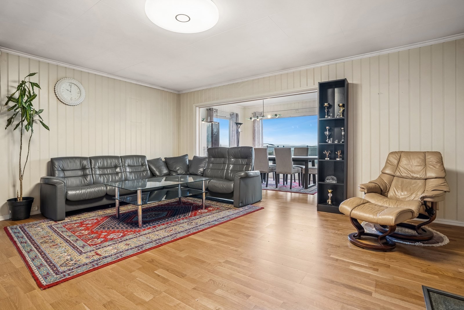 Boligen går over to plan og har en god planløsning. Galleribilde