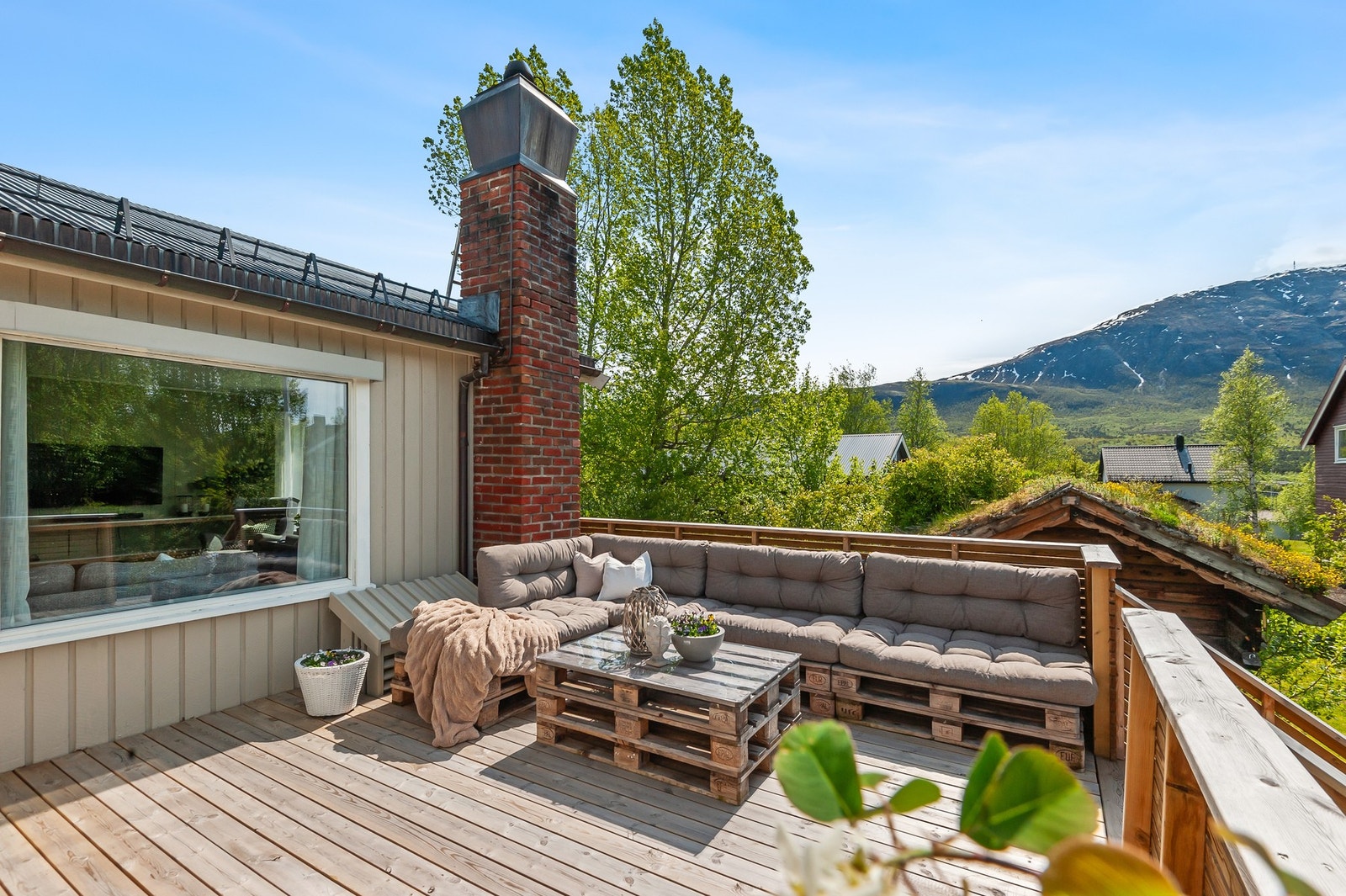 Veranda. Galleribilde