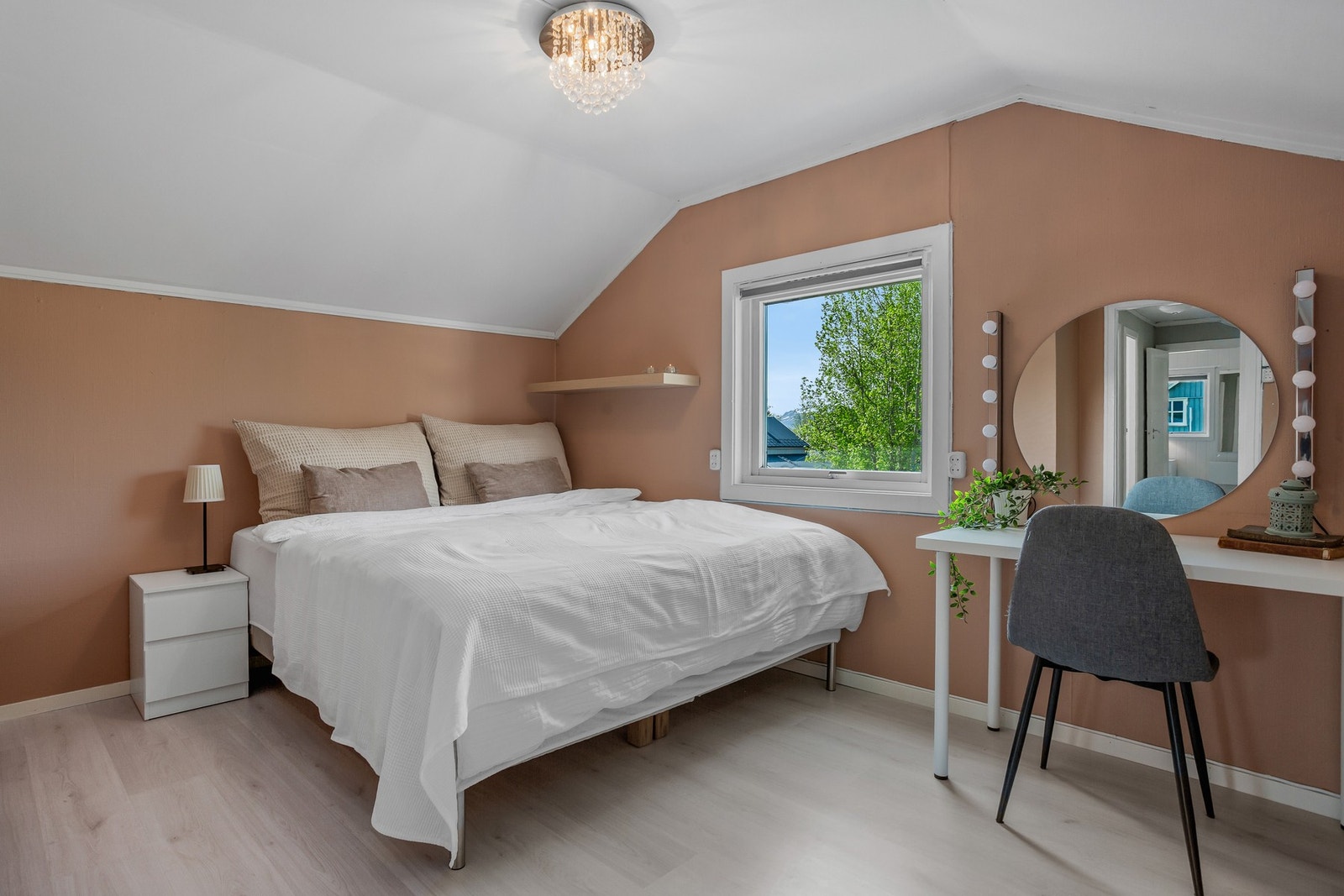 Soverom 1 på loft. Galleribilde