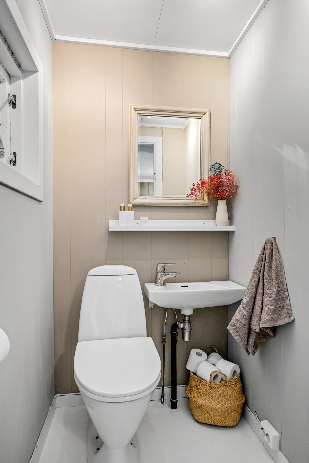 Toalettrom i 1. etasje. Galleribilde