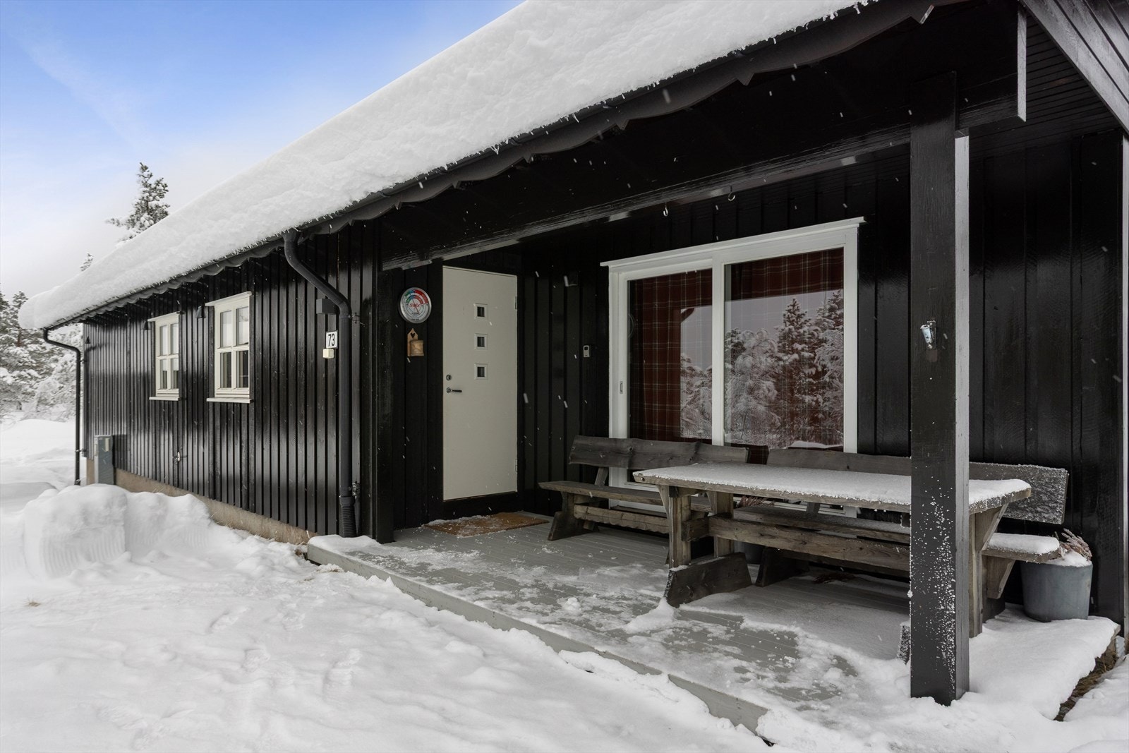 Overbygget inngangsparti. Galleribilde