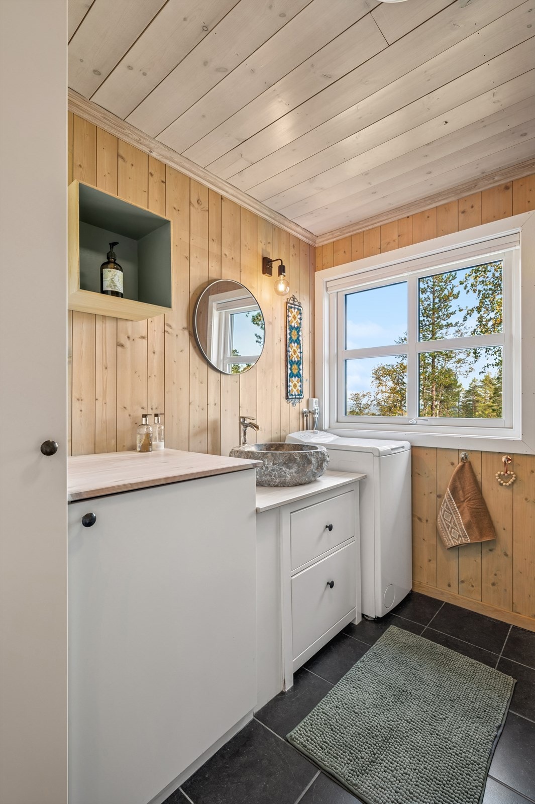 Badet sørger for en behagelig start på dagen. Galleribilde