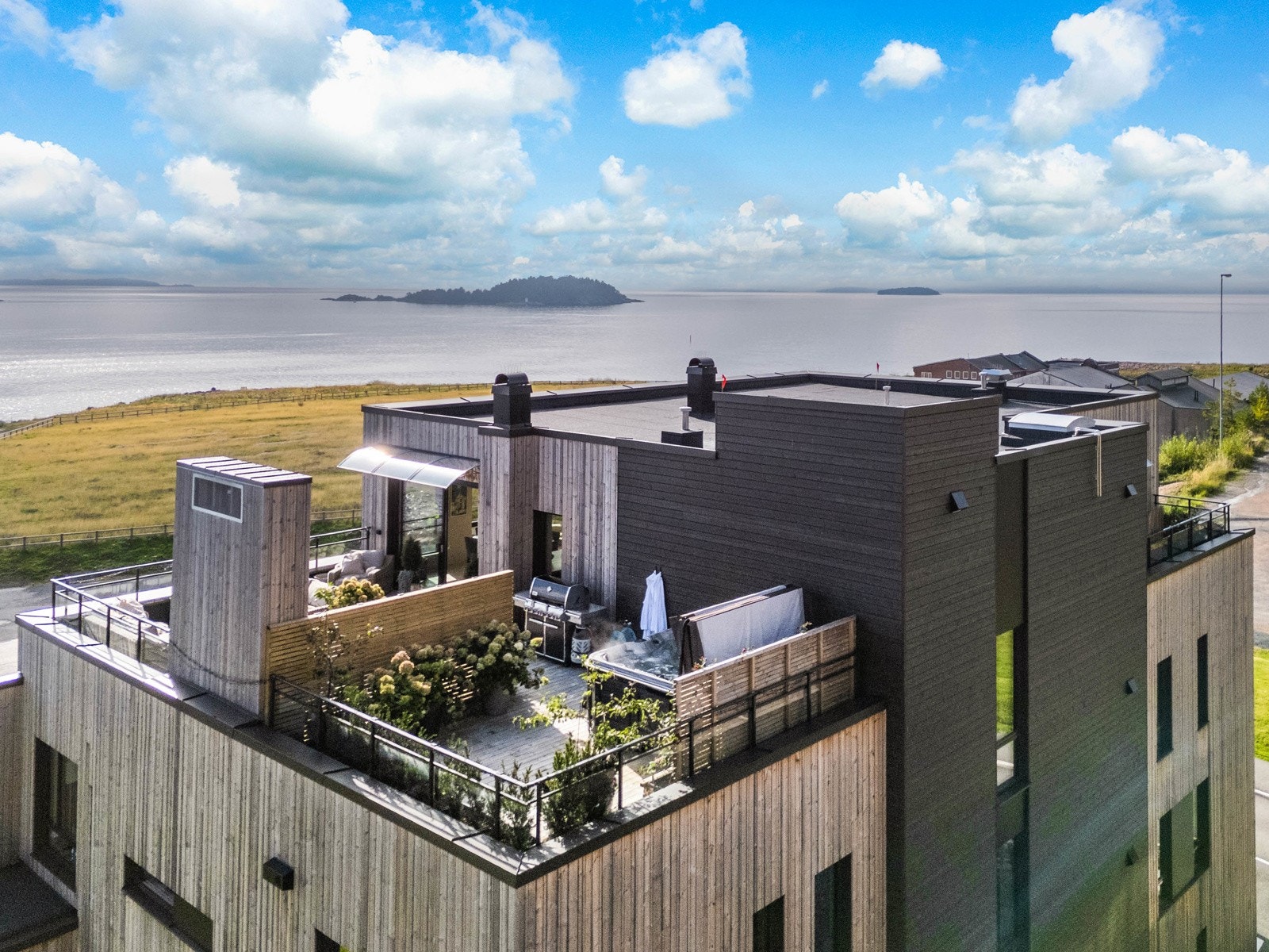 Hele 4.etasje selges Galleribilde