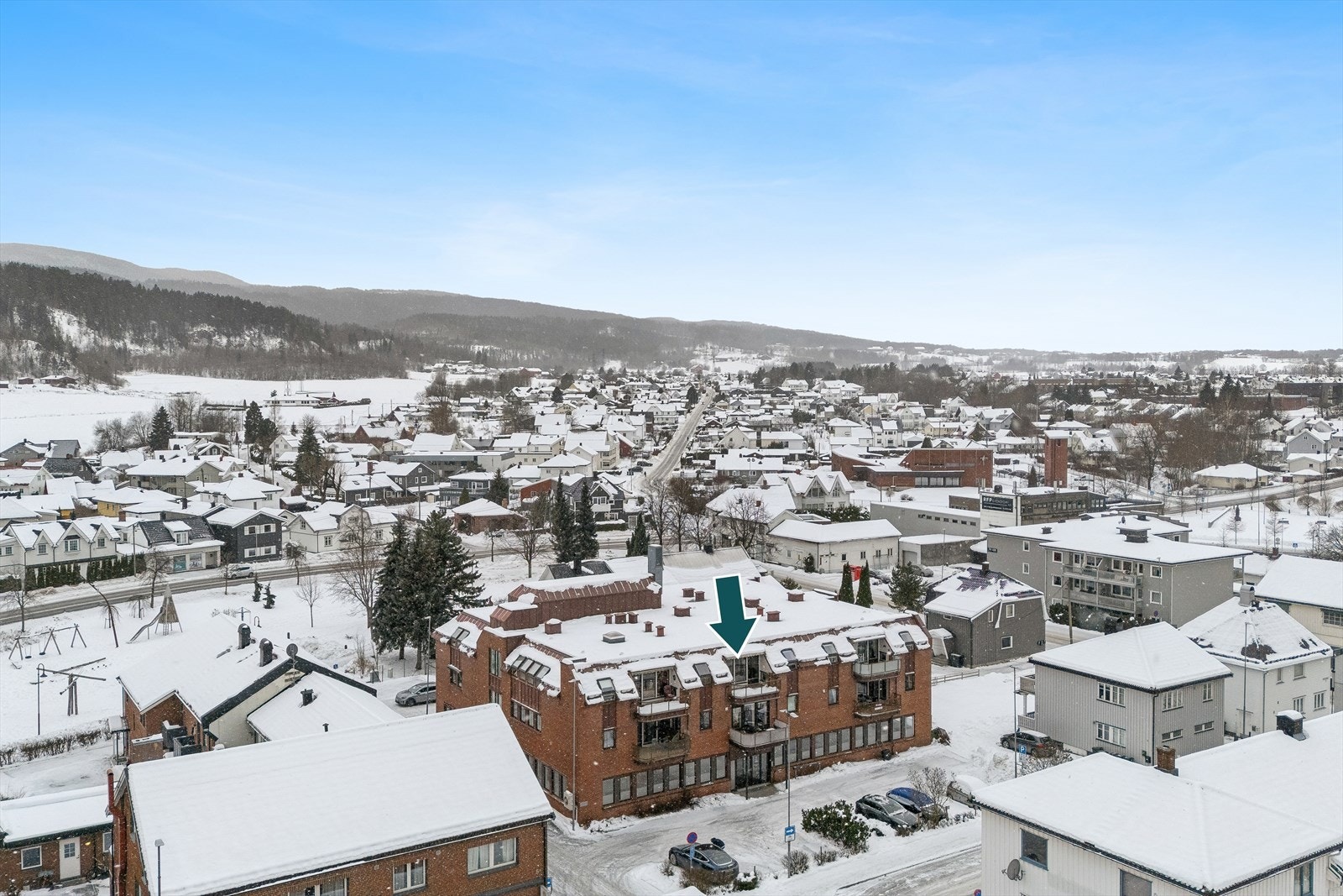 Leiligheten ligger i byggets 3. etasje og har kort vei til alt Mjøndalen sentrum har å by på. Galleribilde