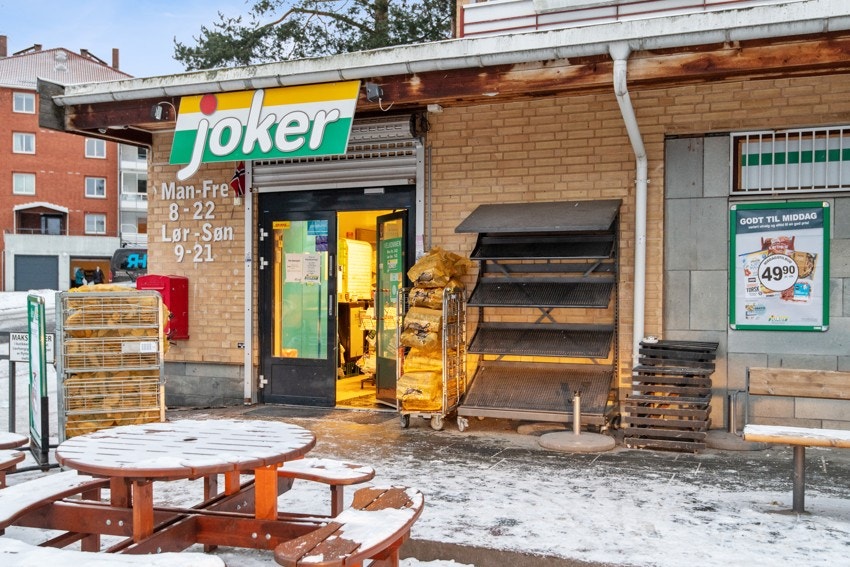 St. Jørgens vei har også egen nærbutikk som også er åpen på søndag Galleribilde