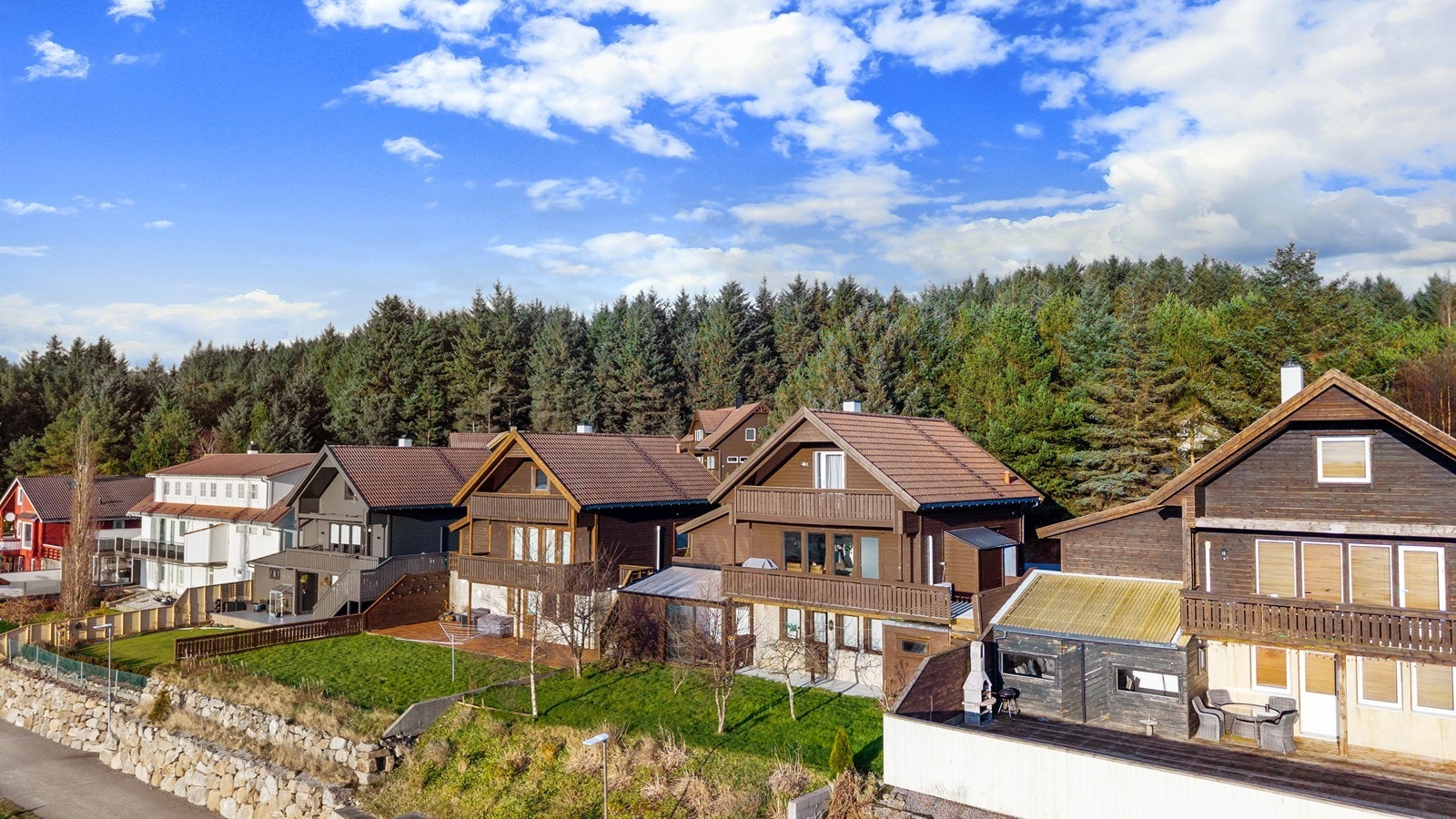 Rolig og barnevennlig boligfelt. Galleribilde