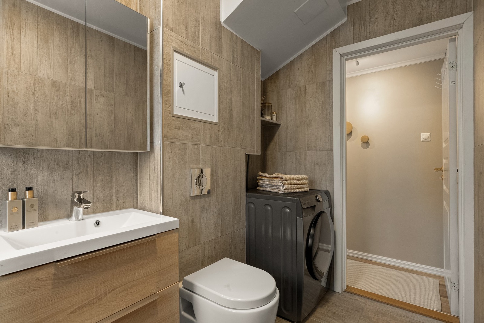 Varmekabler i gulvet for en god temperatur året rundt. Galleribilde