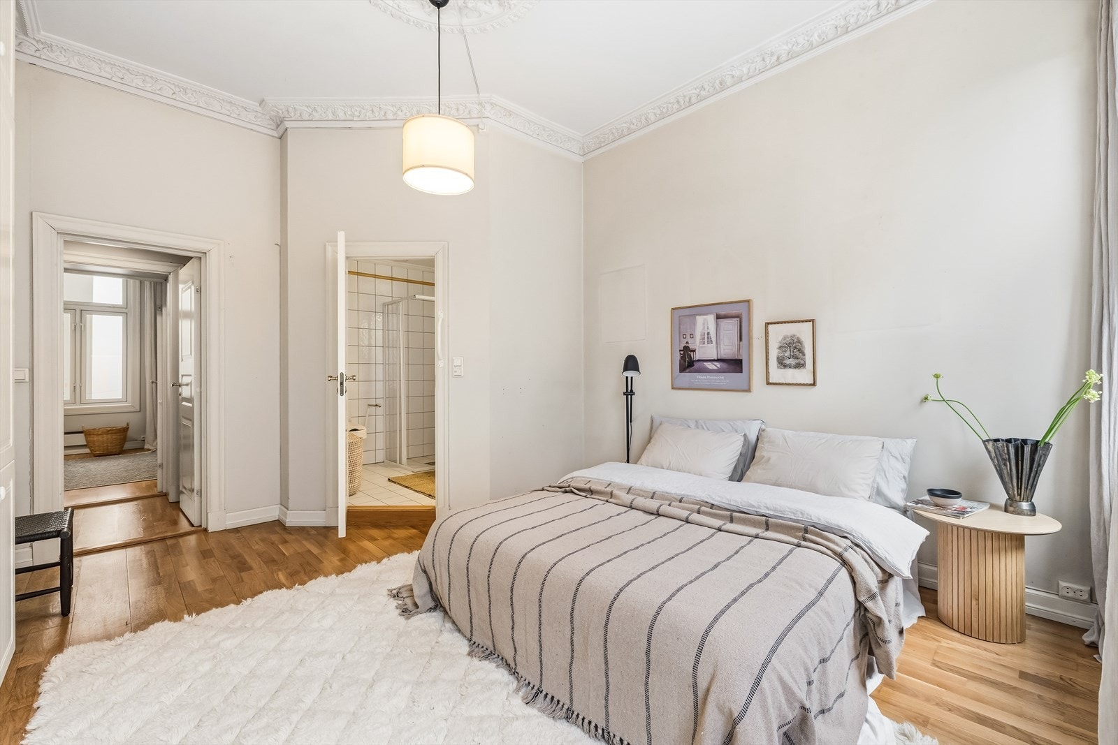 Direkte adkomst fra soverommet til eget bad Galleribilde