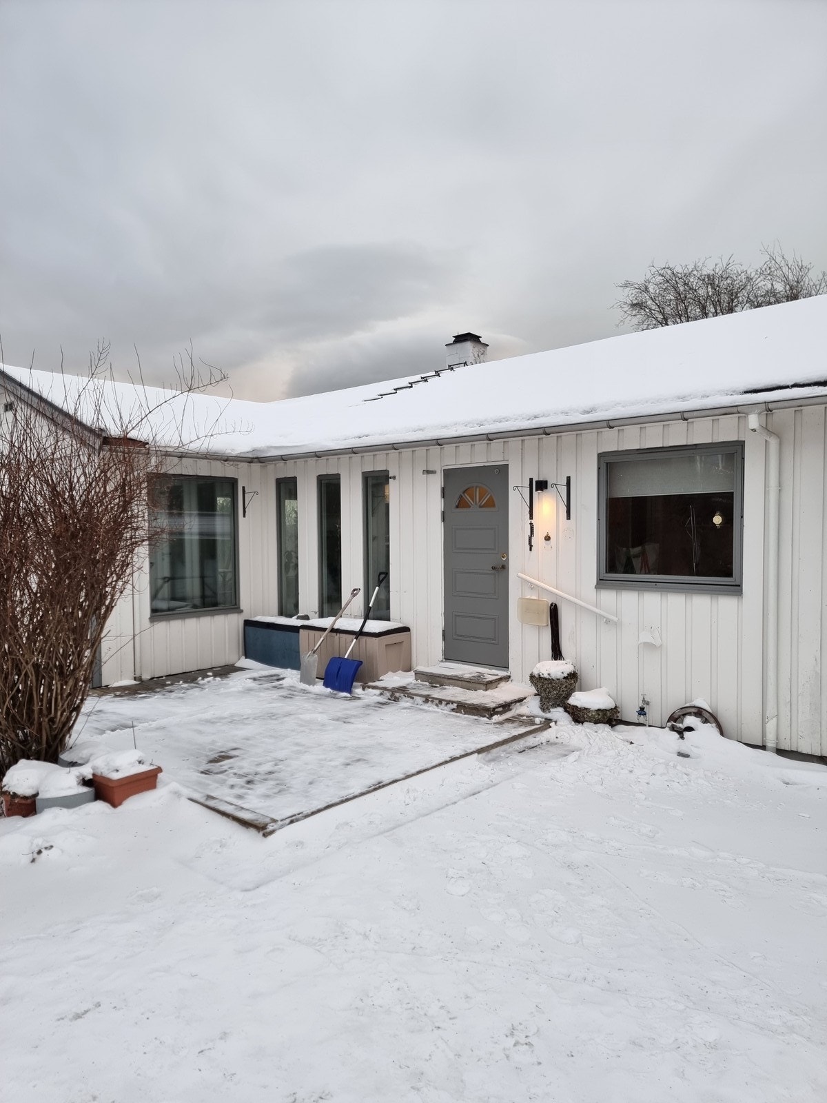 Velkommen til Skjermvegen 38 C - En romslig leilighet som del av enebolig i 1. etajse. Galleribilde