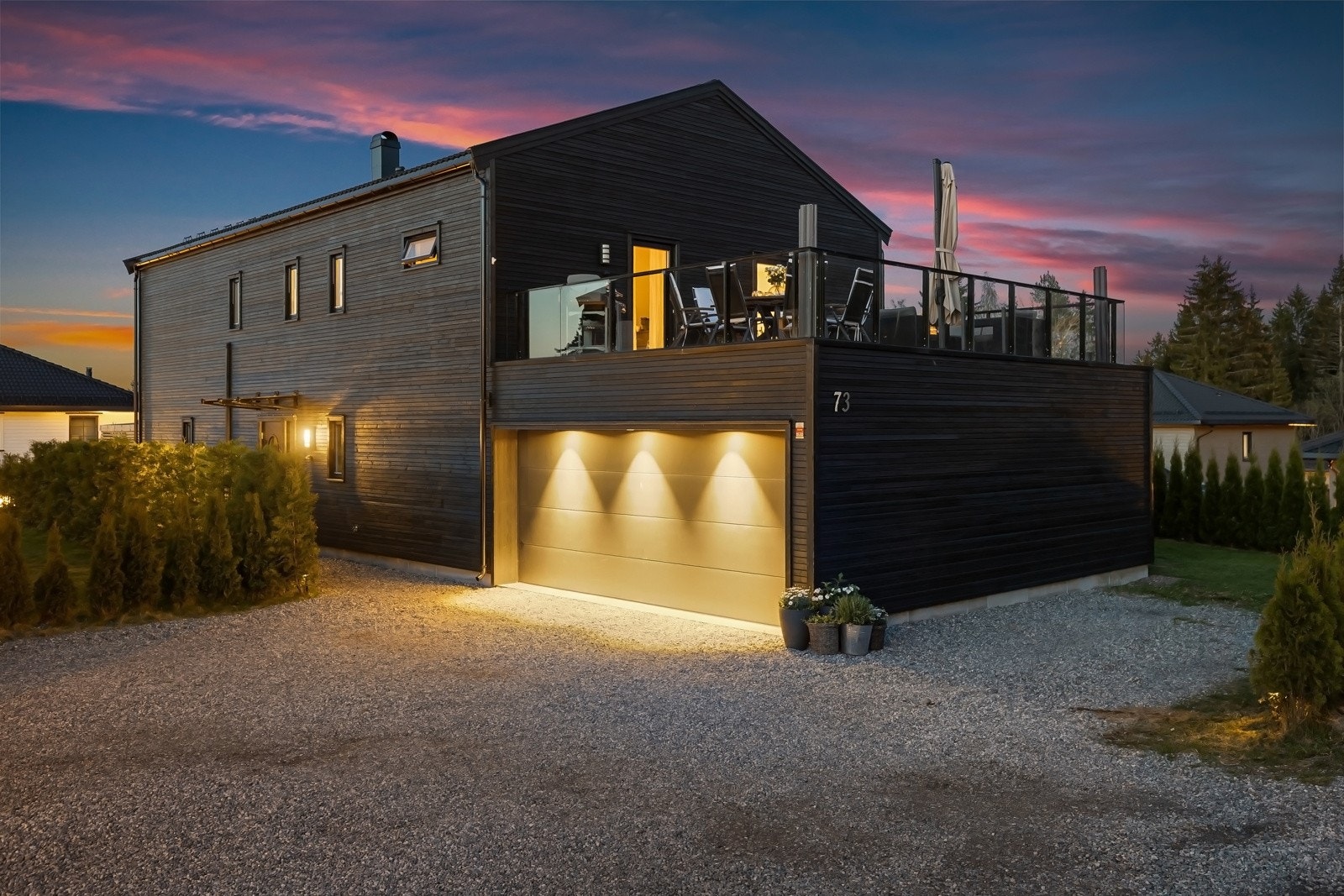 Veletablert nabolag som i hovedsak består av nyere familieboliger. Galleribilde