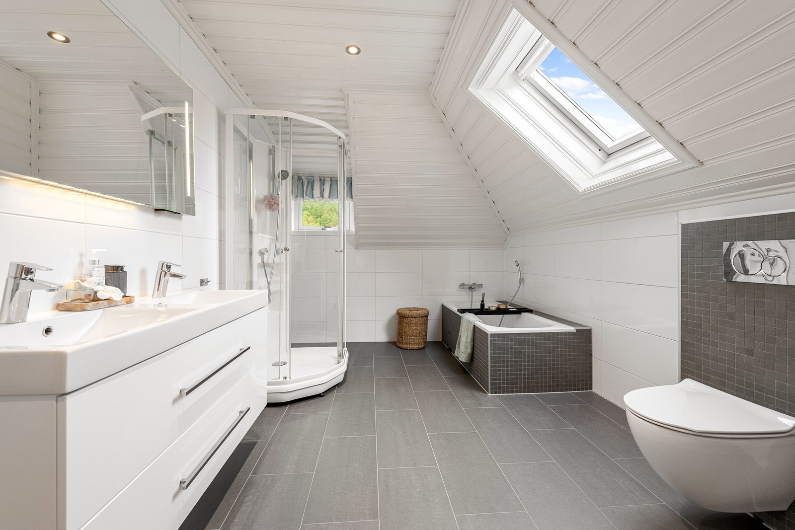 Bad på loft Galleribilde