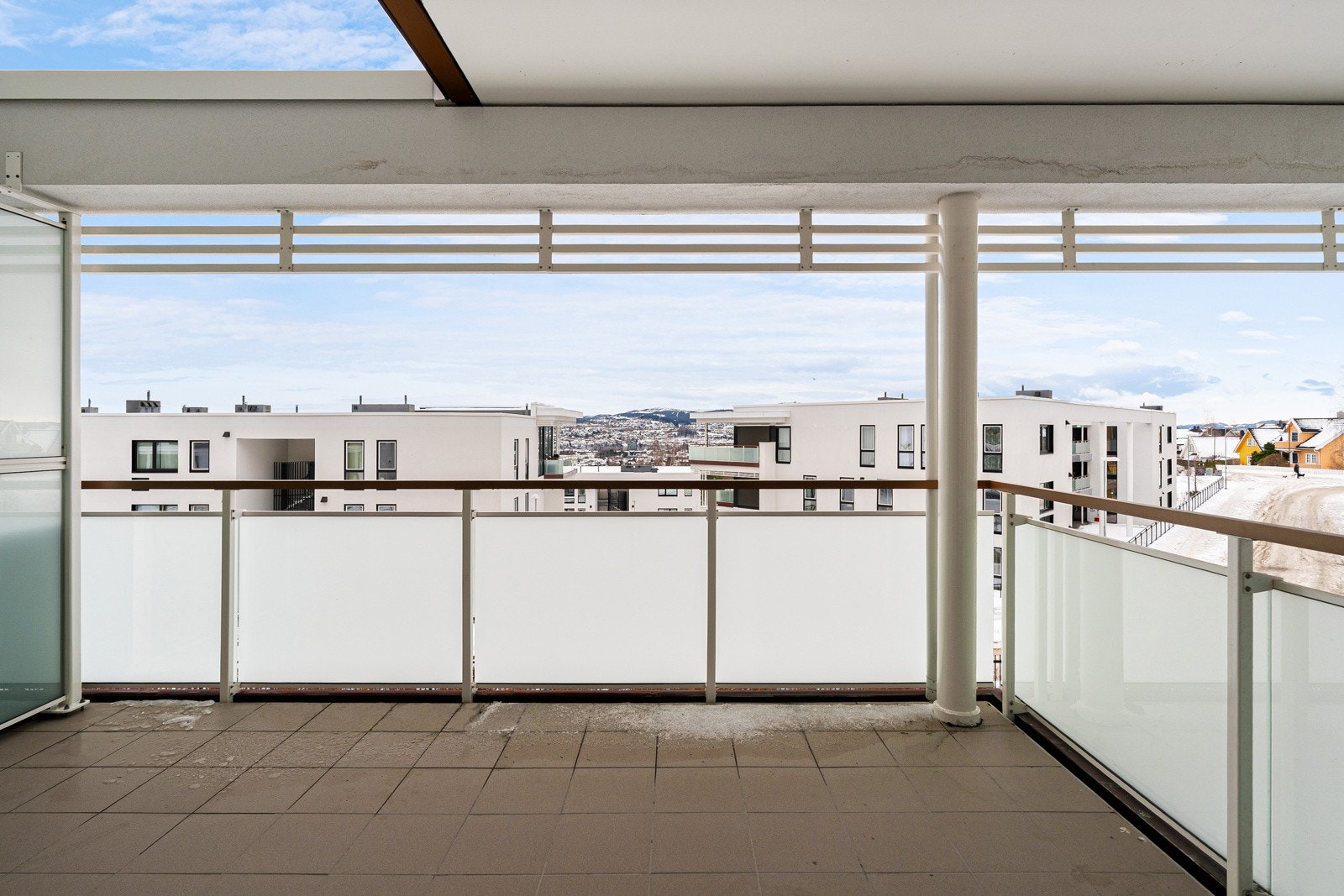 Her nyter man herlige solforhold og luftig utsikt. Galleribilde