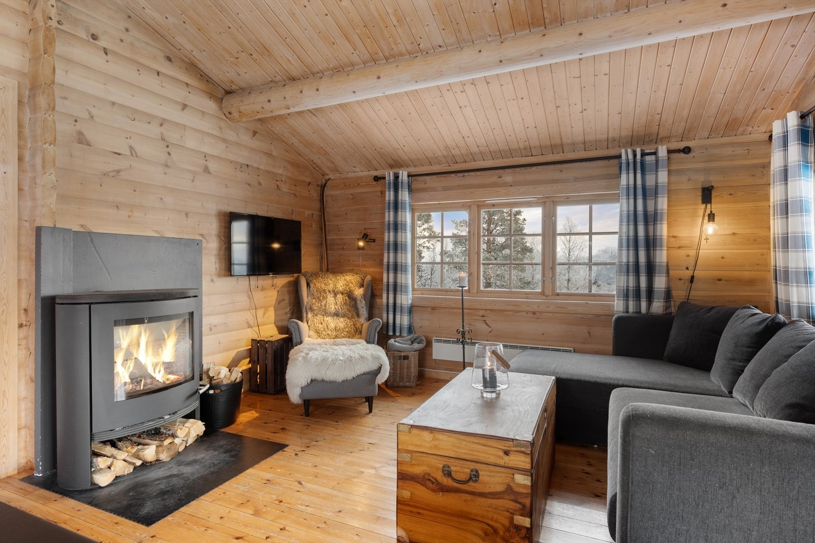 Vedovn for oppvarming. Galleribilde