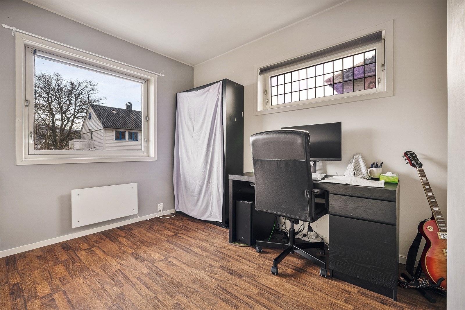 1.etg (utleid): Soverom 2 av 2 i 1.etg Galleribilde