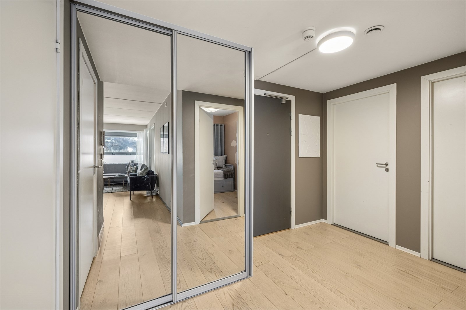 Balansert ventilasjon sørger for et godt inneklima i hele leiligheten. Galleribilde