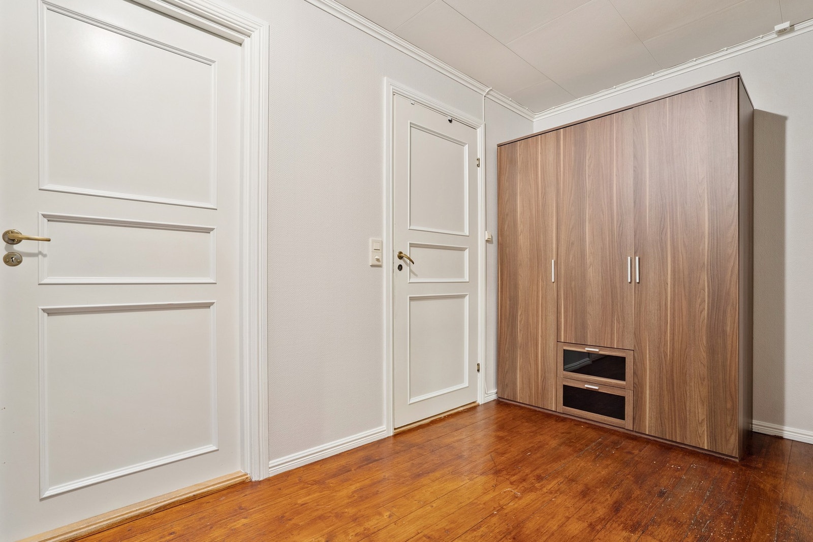 Gangen i underetasjen. Galleribilde