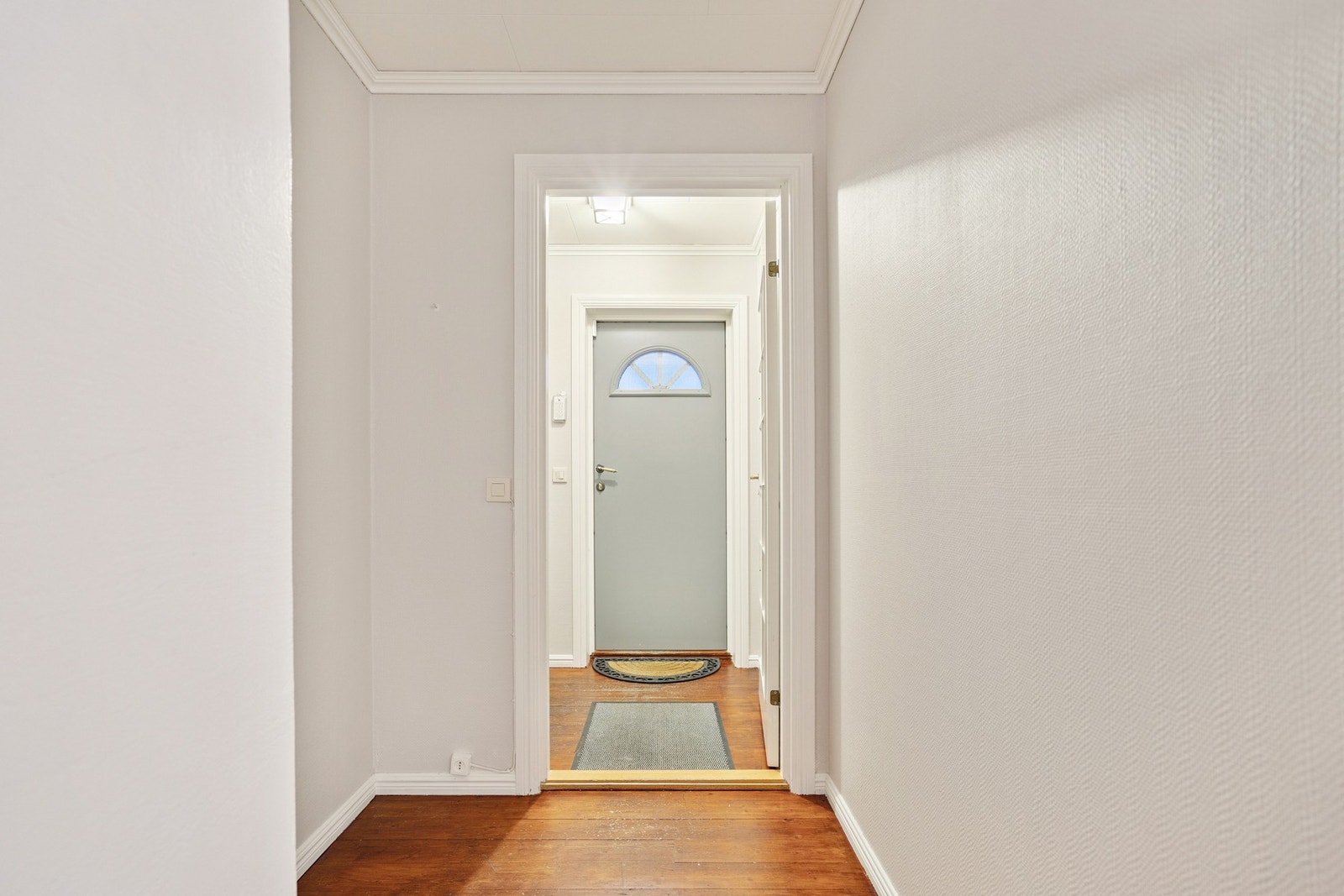 Vindfang før man kommer inn i boligen. Galleribilde